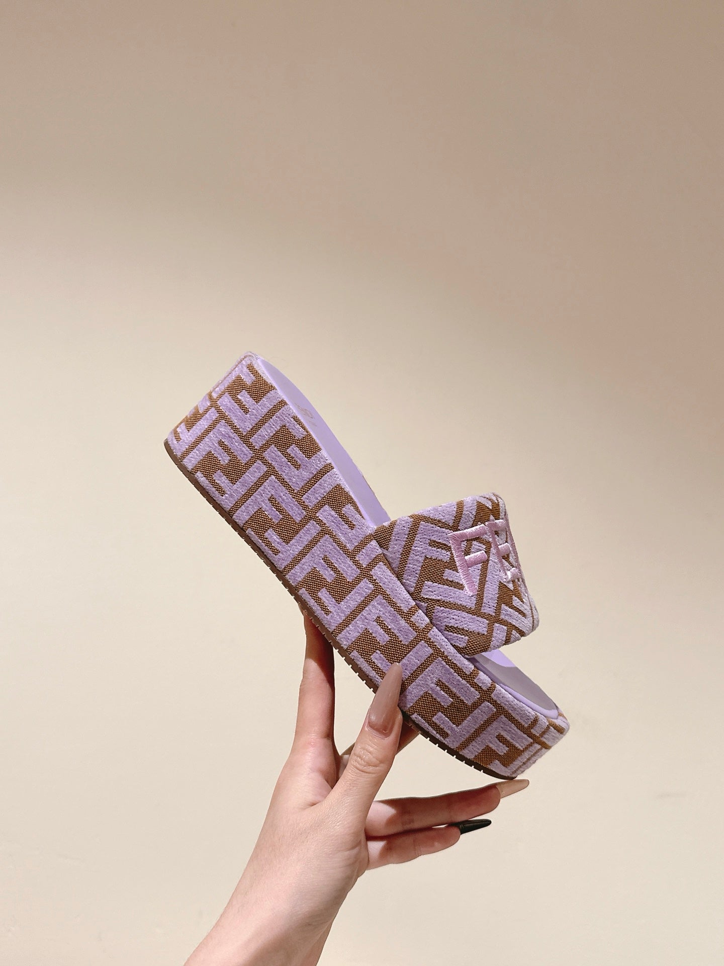 LuxluxHouse Best Quality Fendi Women Shoes