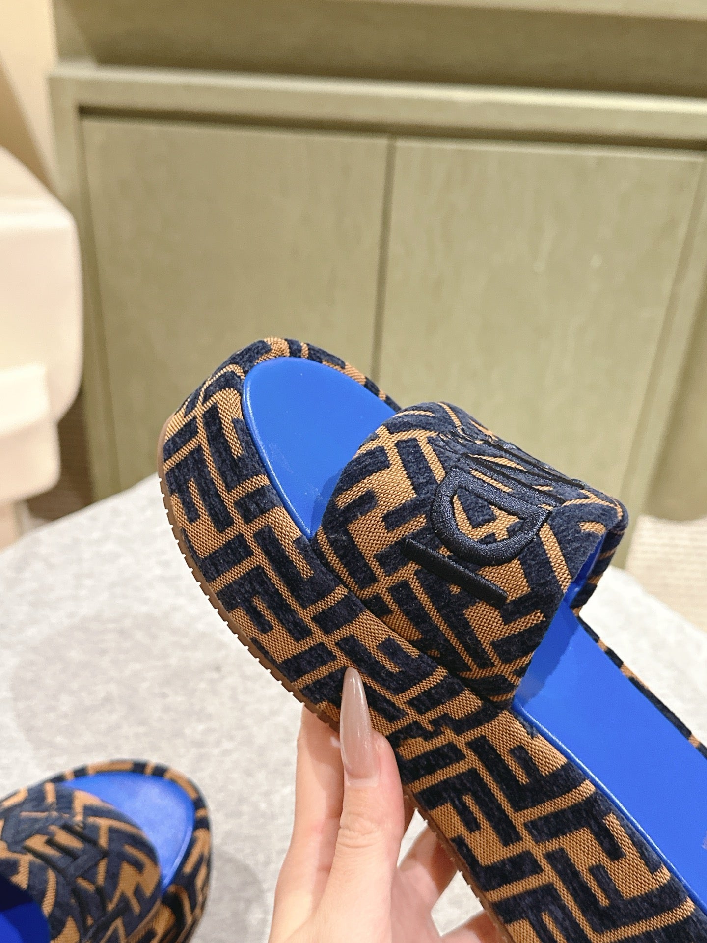 LuxluxHouse Best Quality Fendi Women Shoes