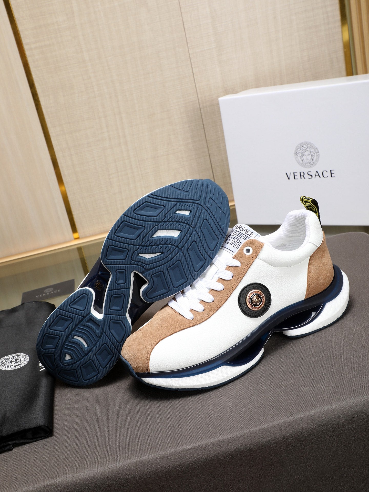 LuxluxHouse Best Quality Shoes Versace