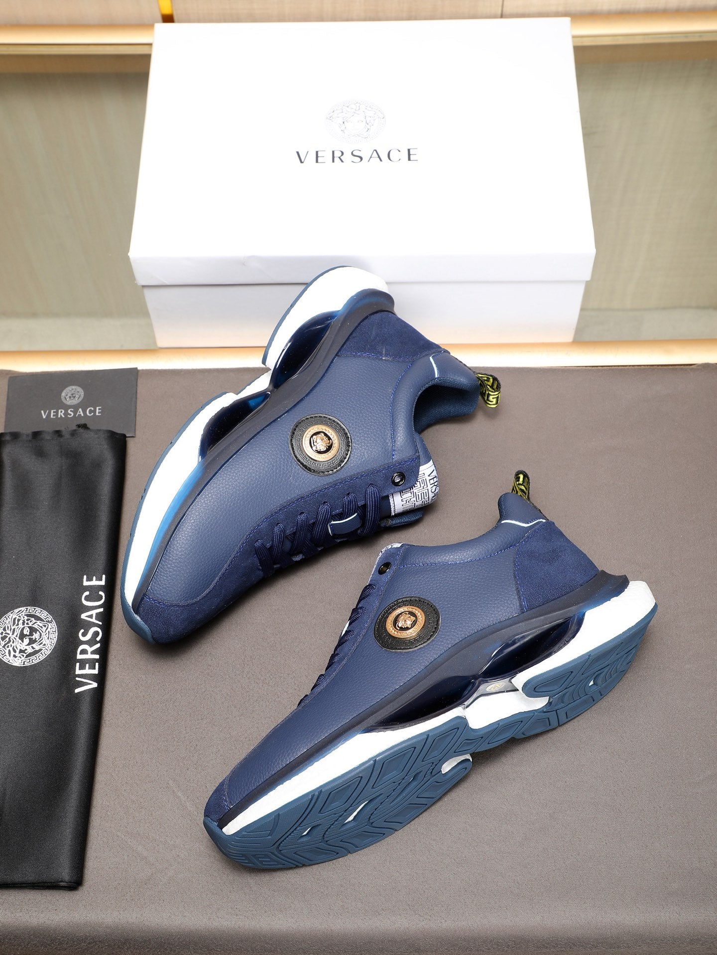 LuxluxHouse Best Quality Shoes Versace
