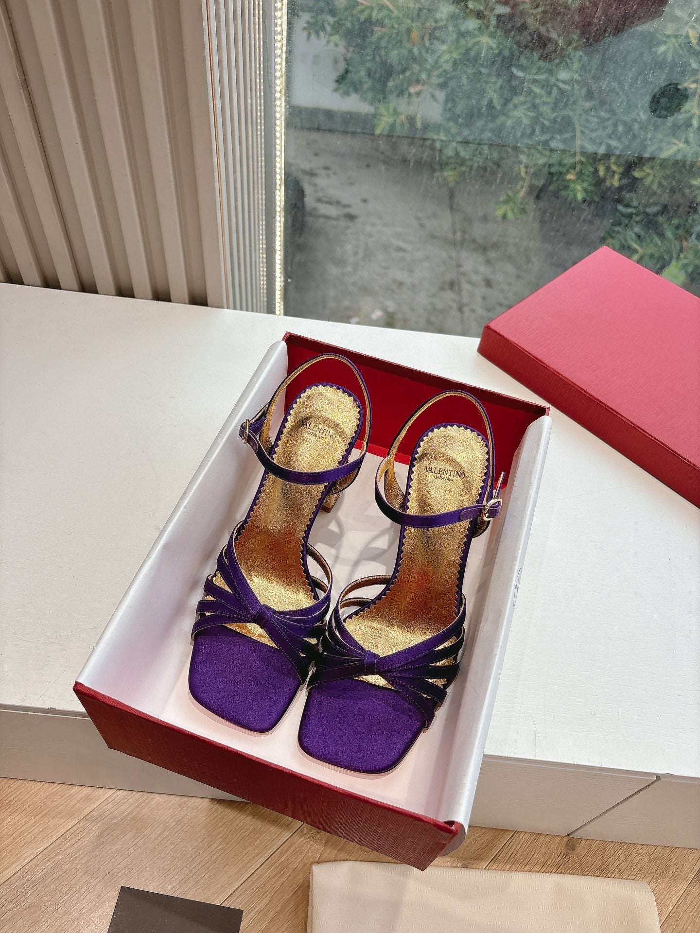 LuxluxHouse Best Quality Valentino Women Shoes