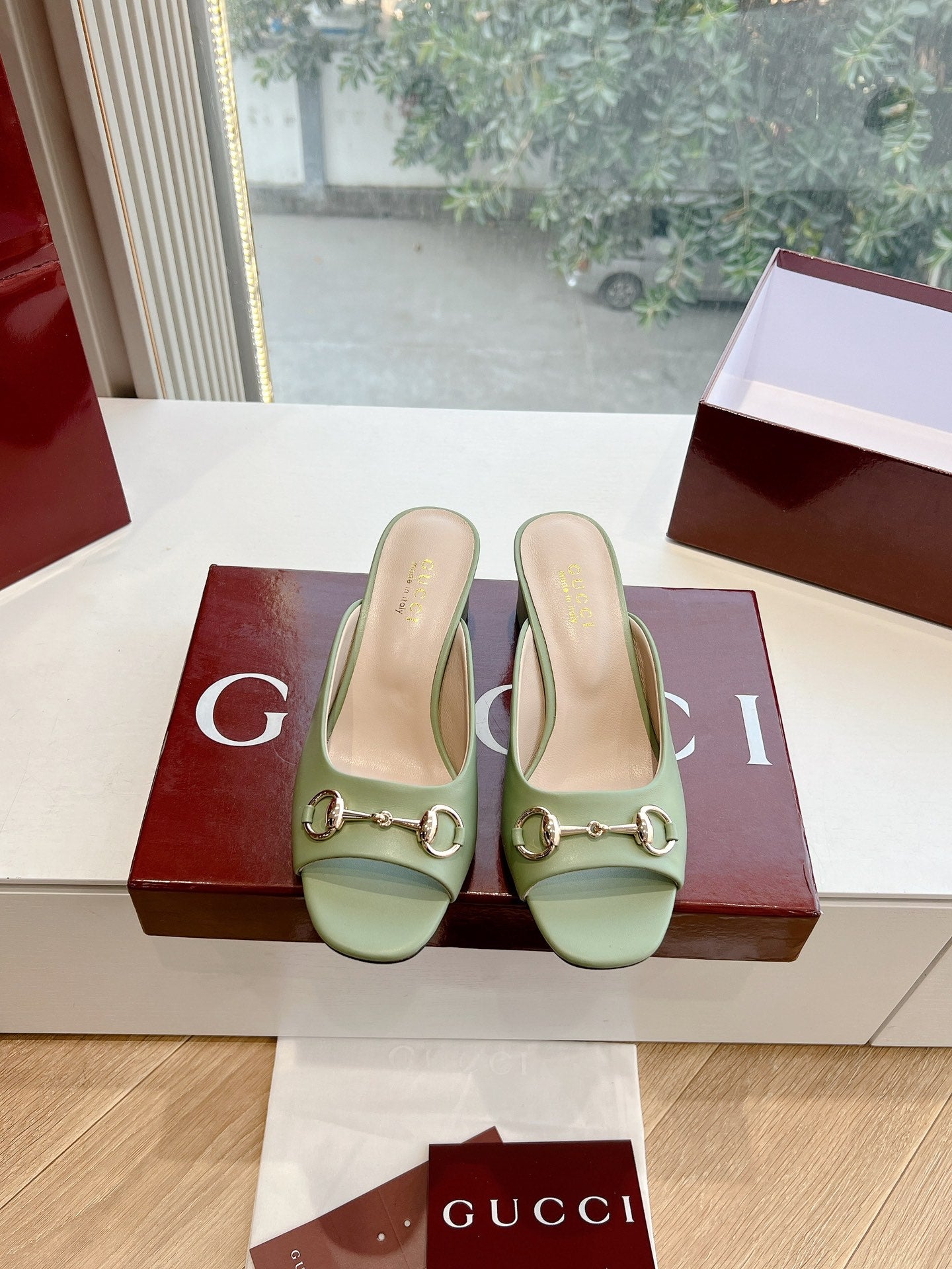 LuxluxHouse Best Quality Gucci Women Shoes