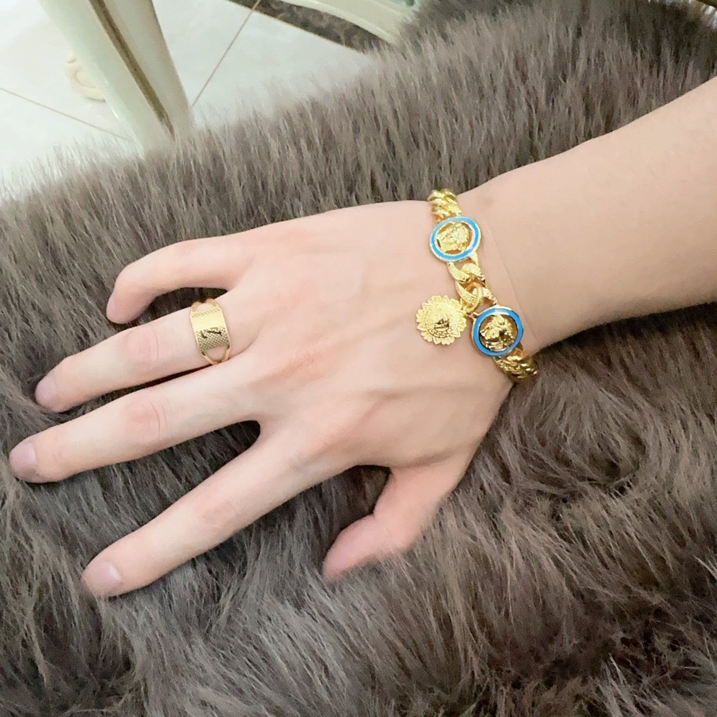 LuxluxHouse Best Quality Accessories Ring Ring Van Cleef & Arpels Necklace Ring Louis Vuitton