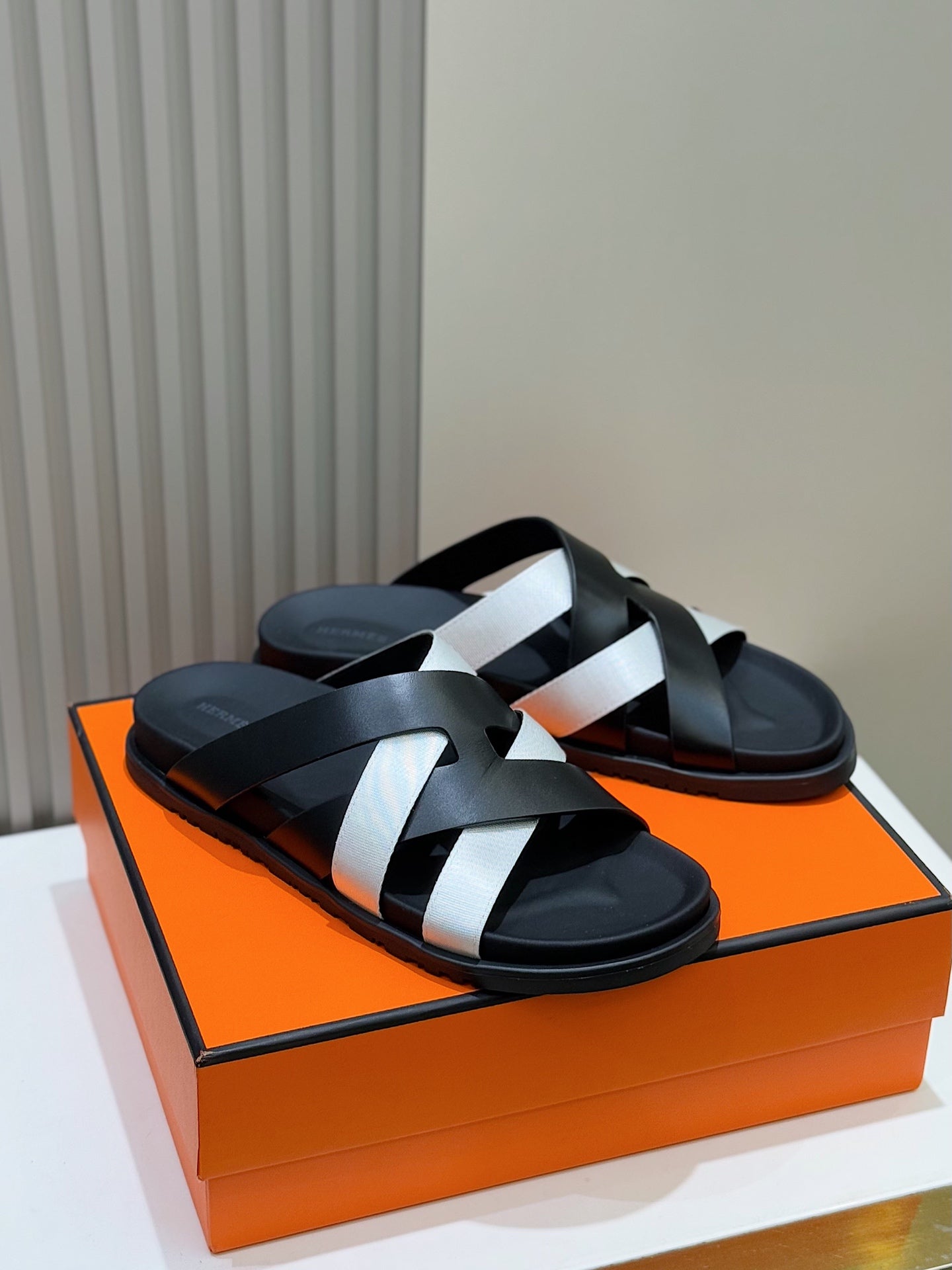 LuxluxHouse Best Quality Sandals Hermes