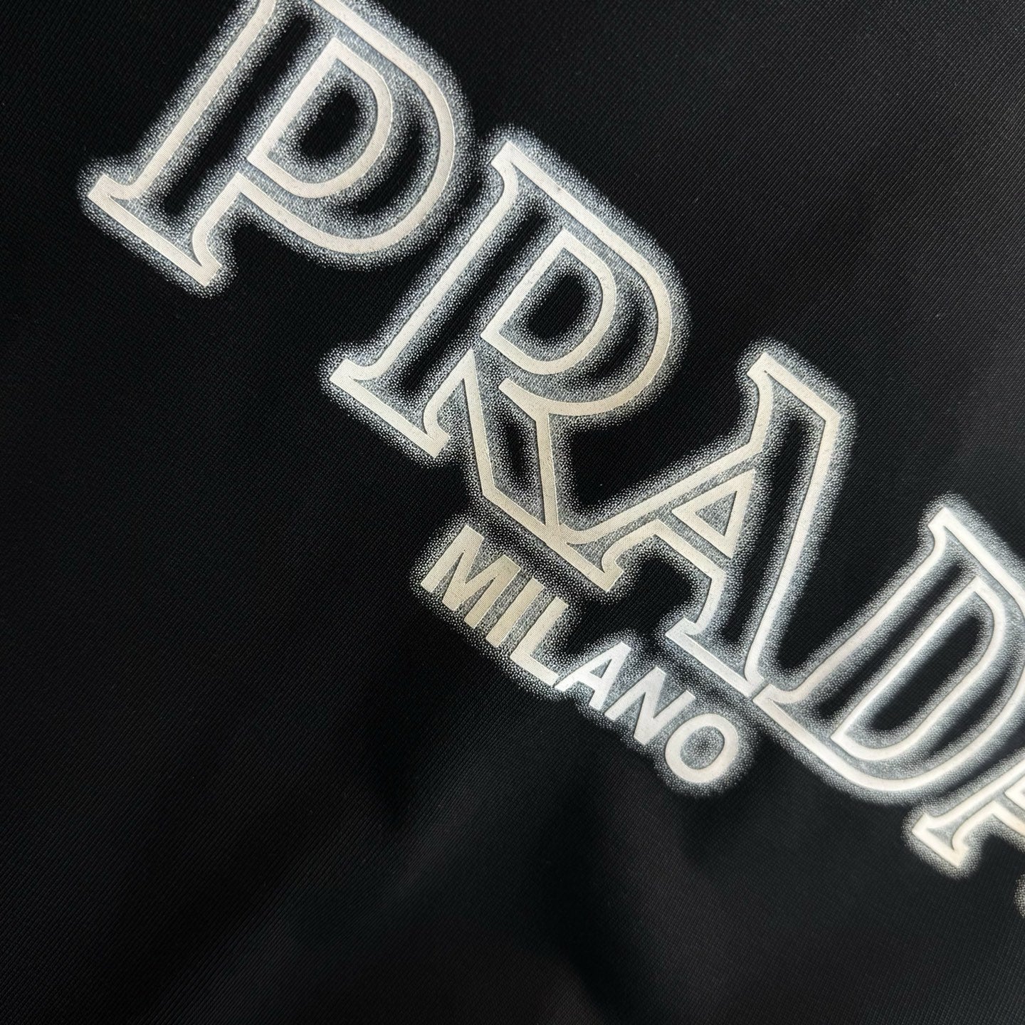 LuxluxHouse Best Quality Clothes T-shirt Prada