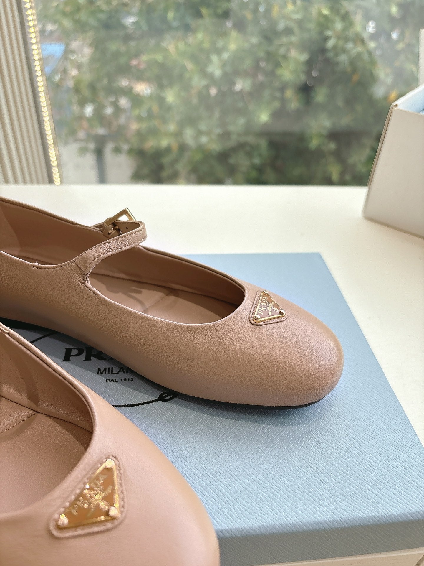 LuxluxHouse Best Quality Women Shoes Prada