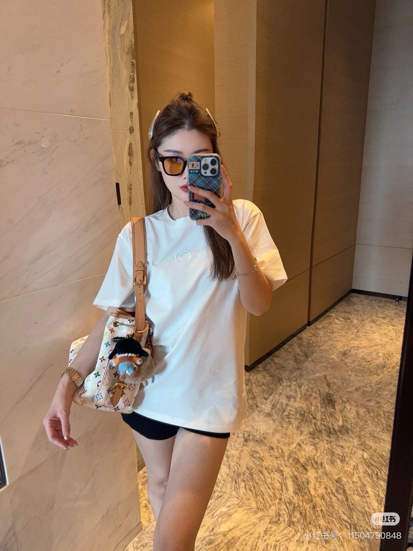 LuxluxHouse Best Quality Clothes T-shirt Louis Vuitton