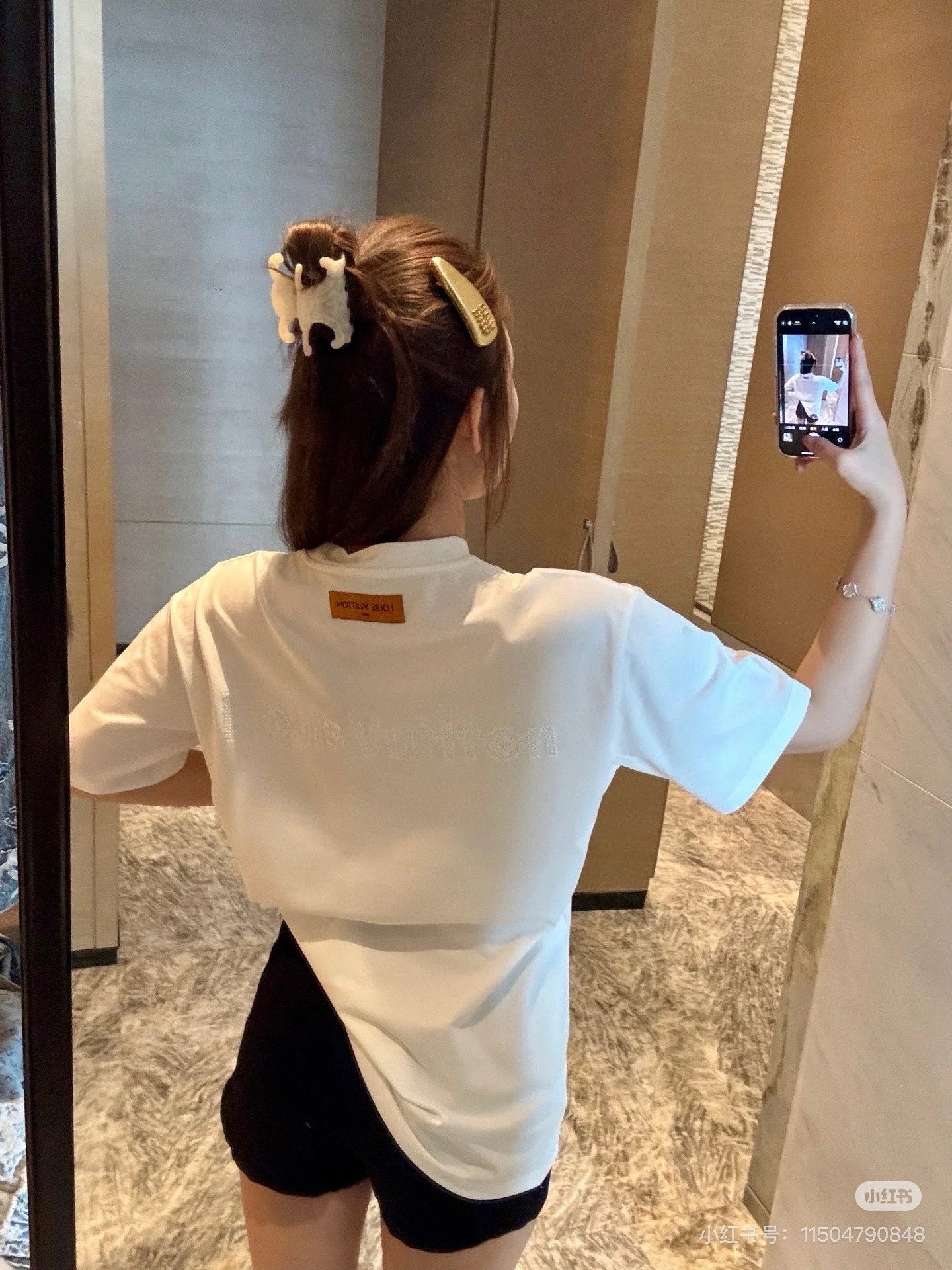 LuxluxHouse Best Quality Clothes T-shirt Louis Vuitton