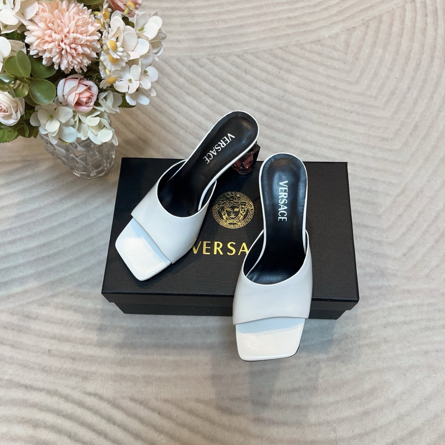 LuxluxHouse Best Quality Versace Women Shoes