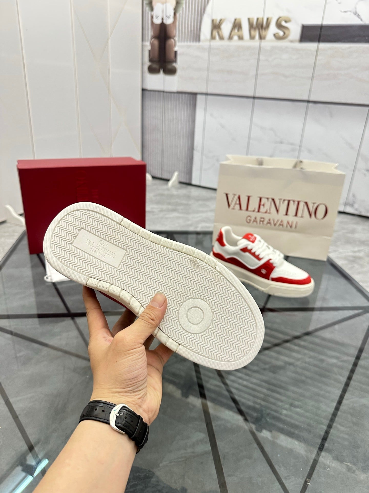 LuxluxHouse Best Quality Shoes Valentino