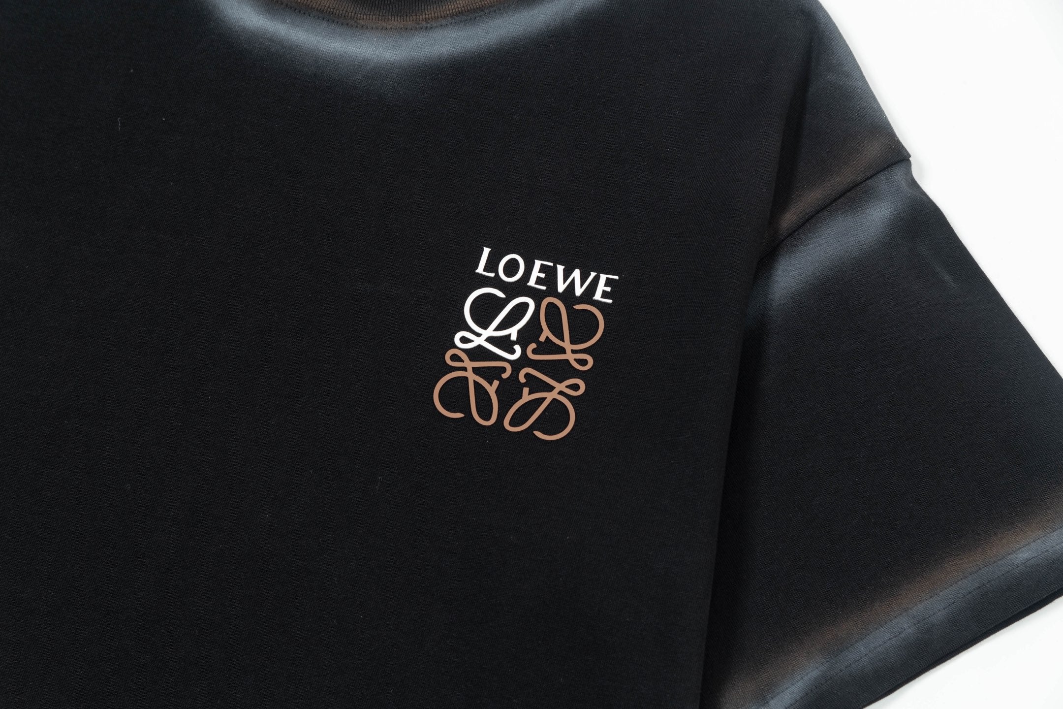 LuxluxHouse Best Quality Clothes T-shirt Loewe