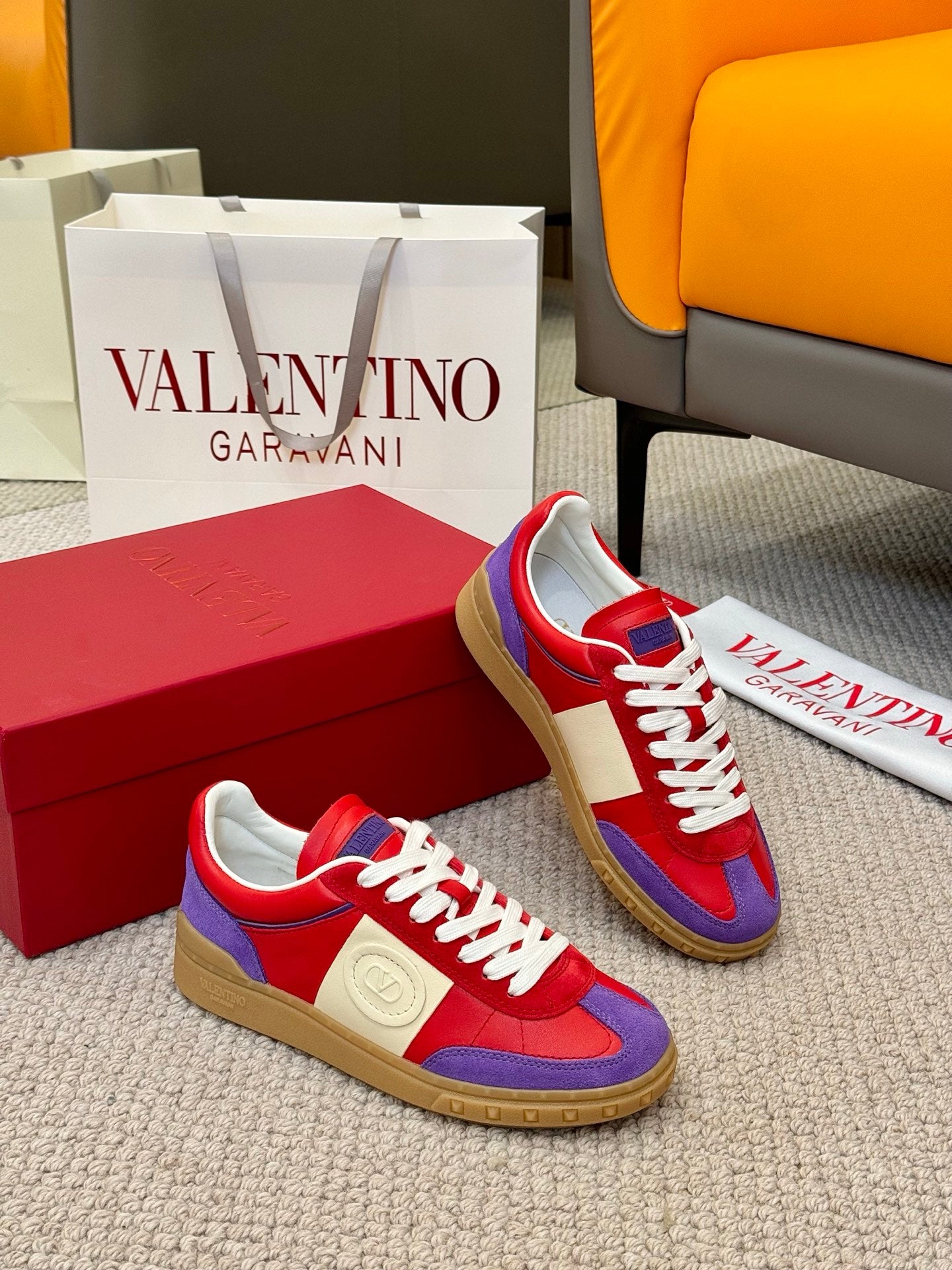 LuxluxHouse Best Quality Shoes Valentino