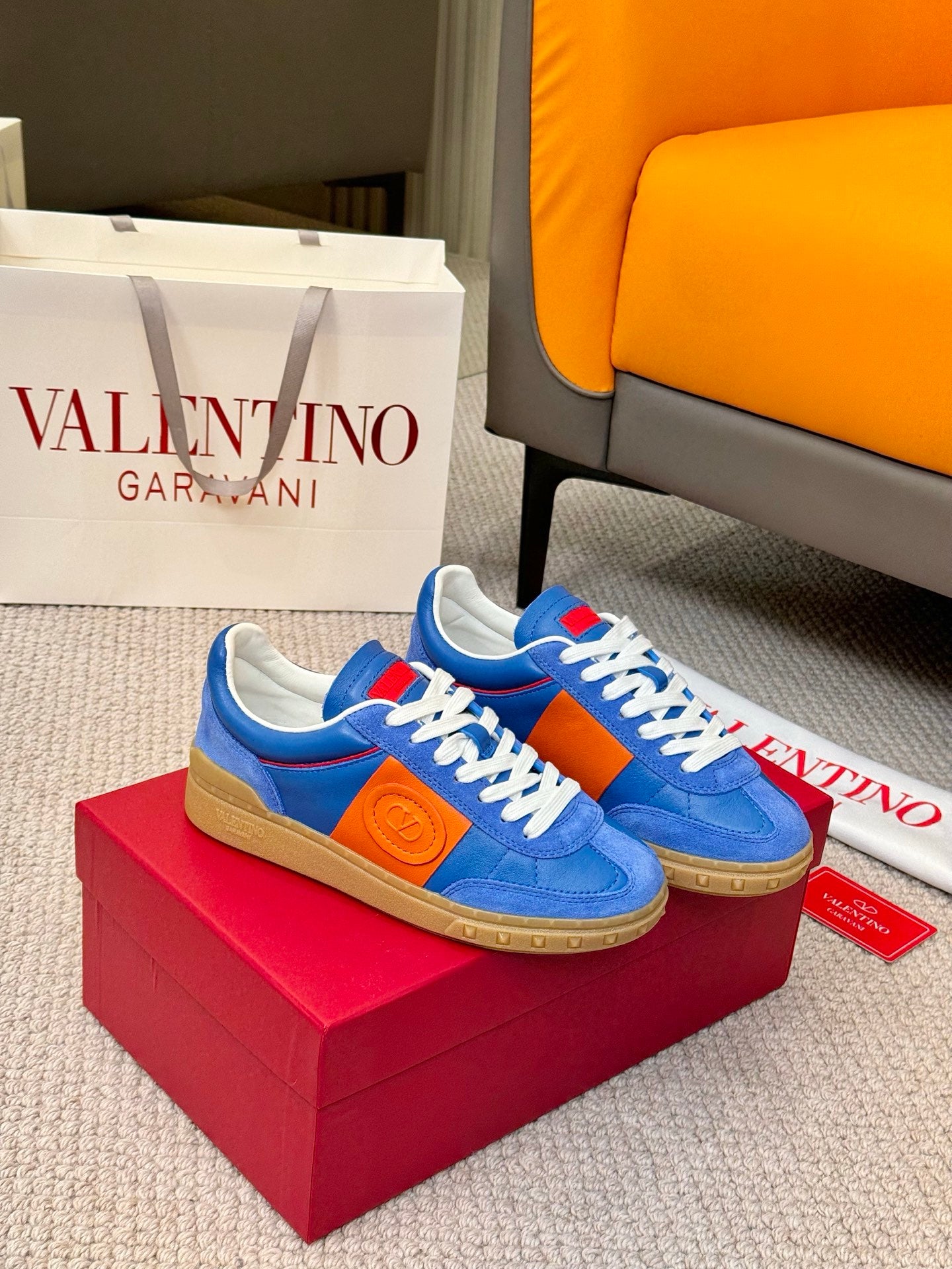 LuxluxHouse Best Quality Shoes Valentino