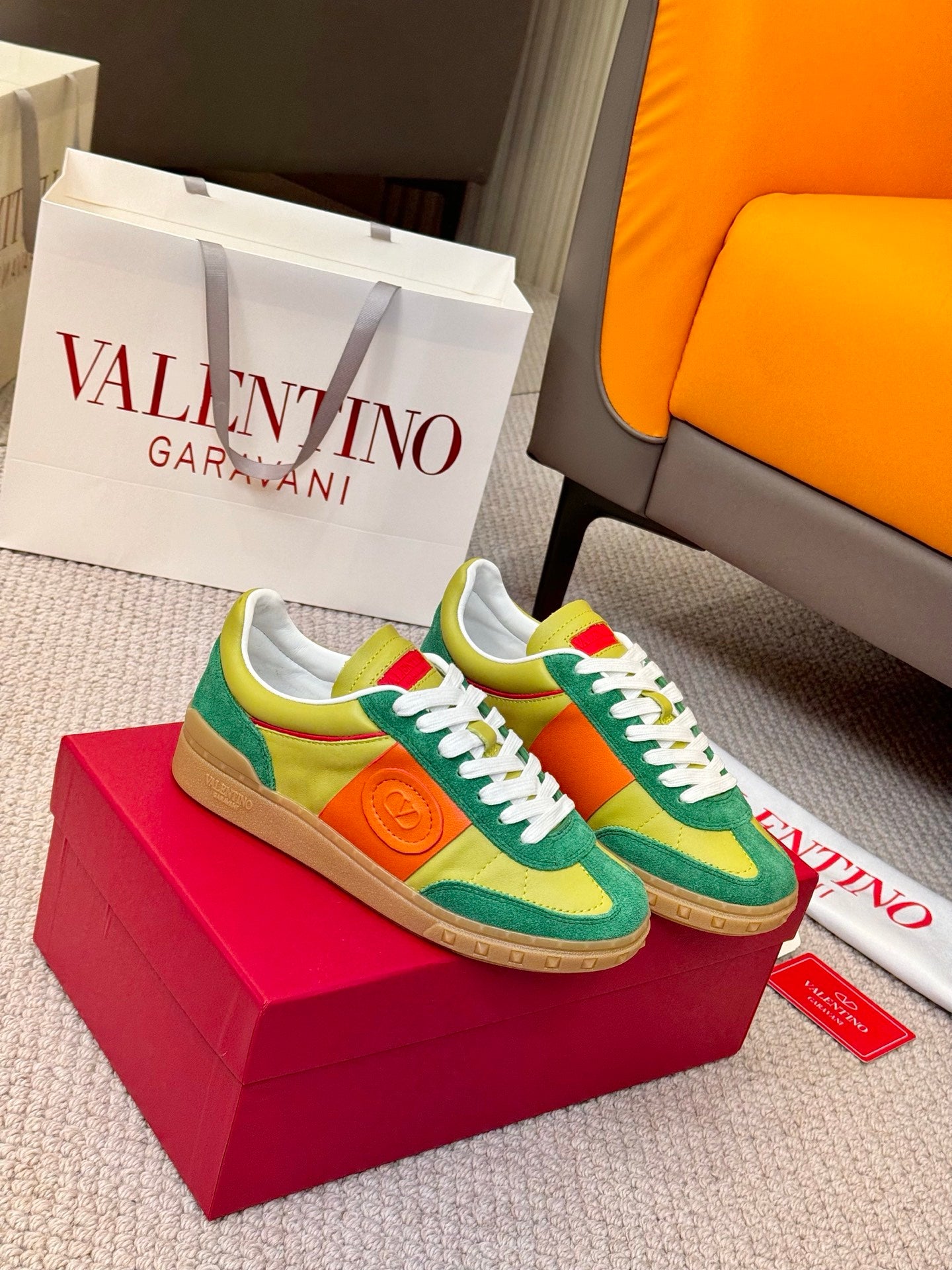 LuxluxHouse Best Quality Shoes Valentino