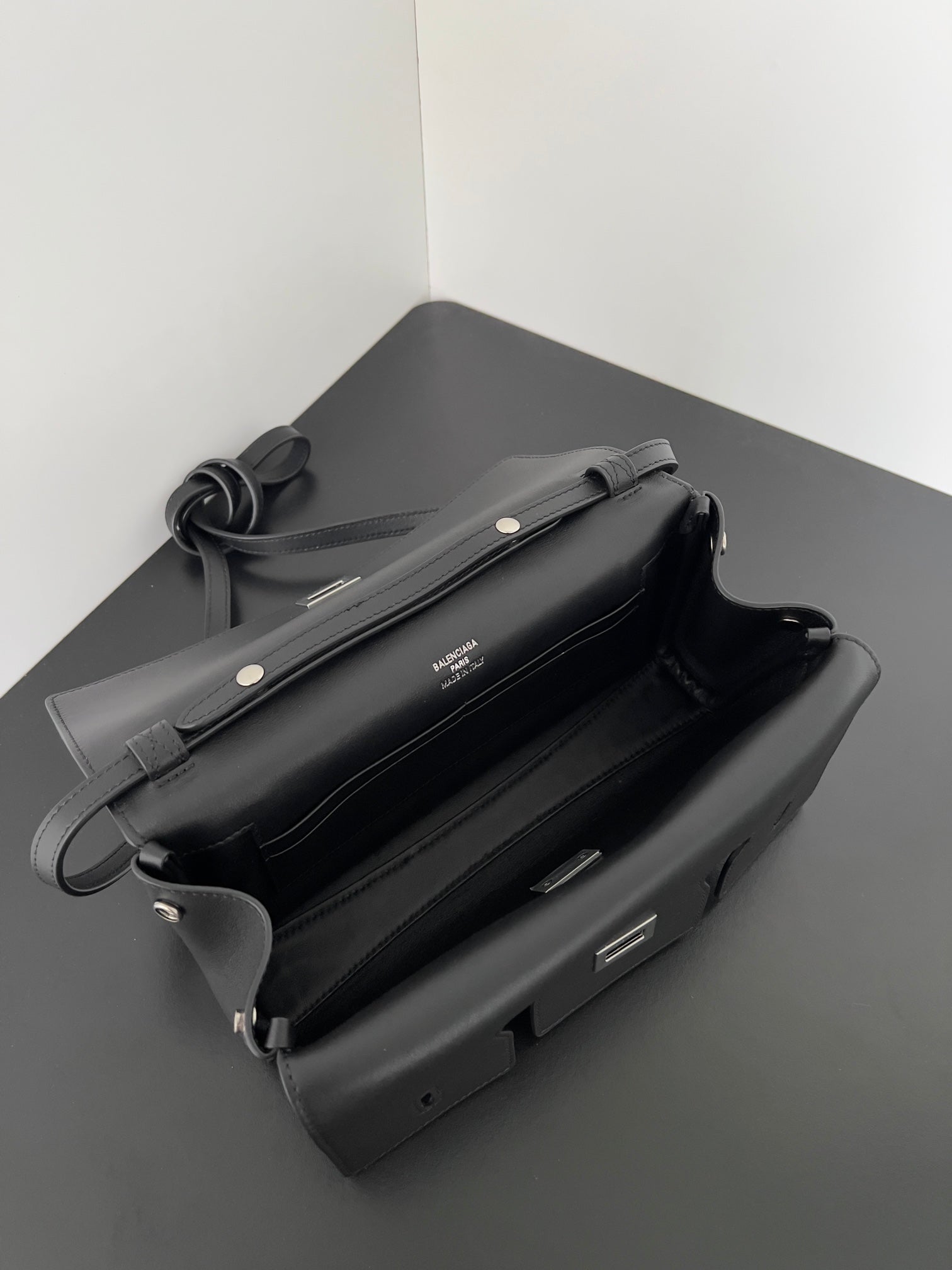 LuxluxHouse Best Quality Bags Balenciaga