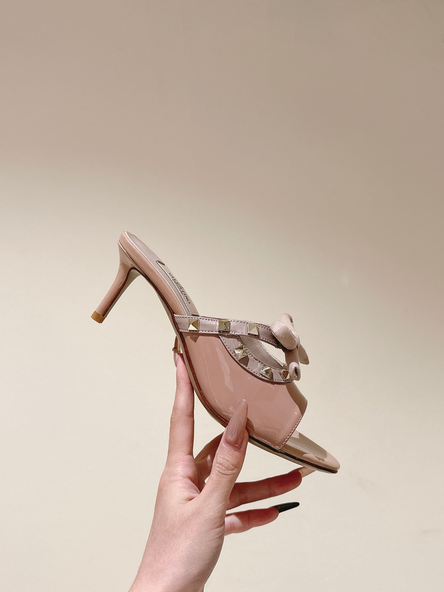 LuxluxHouse Best Quality Valentino Women Shoes