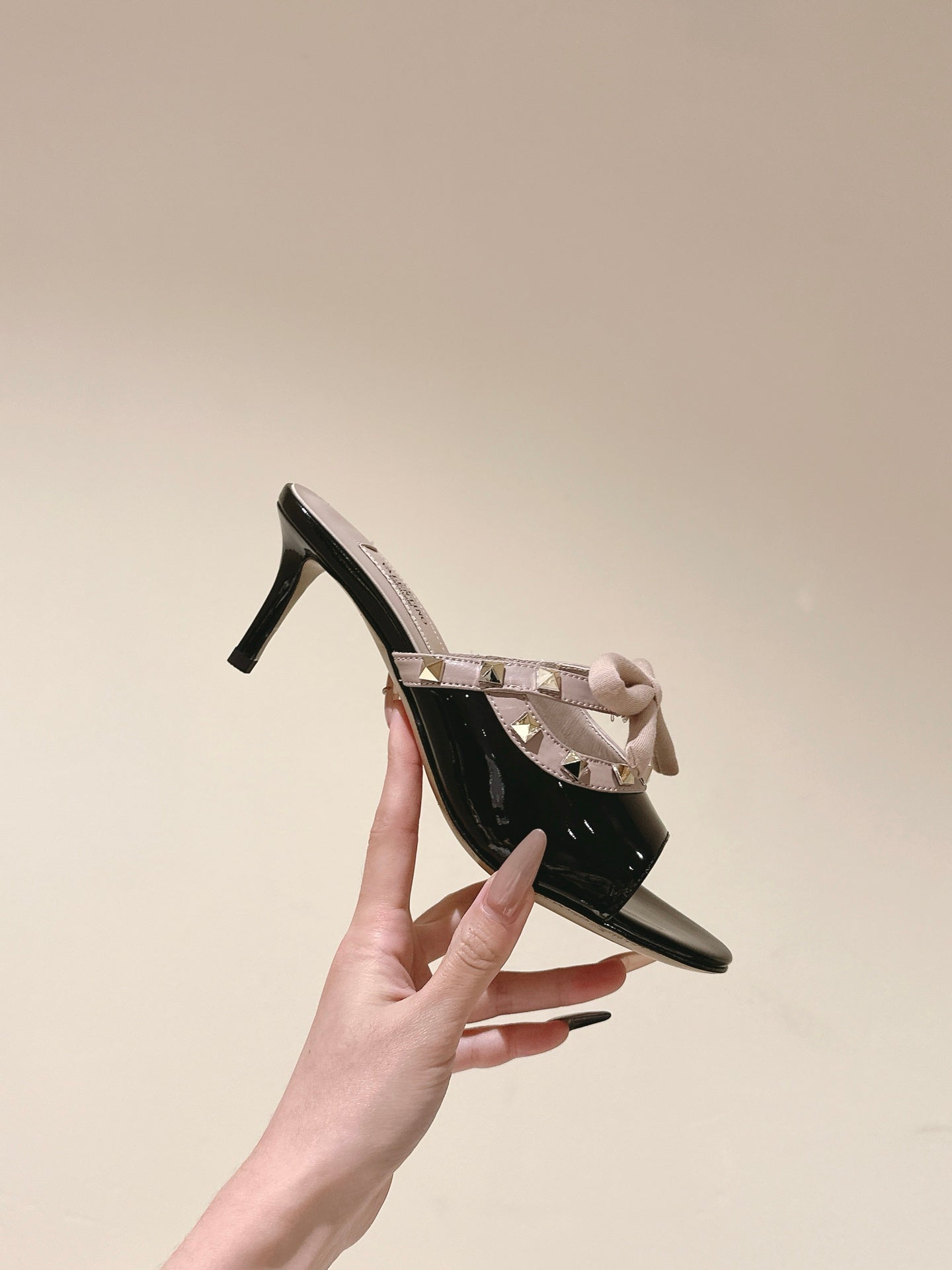 LuxluxHouse Best Quality Valentino Women Shoes