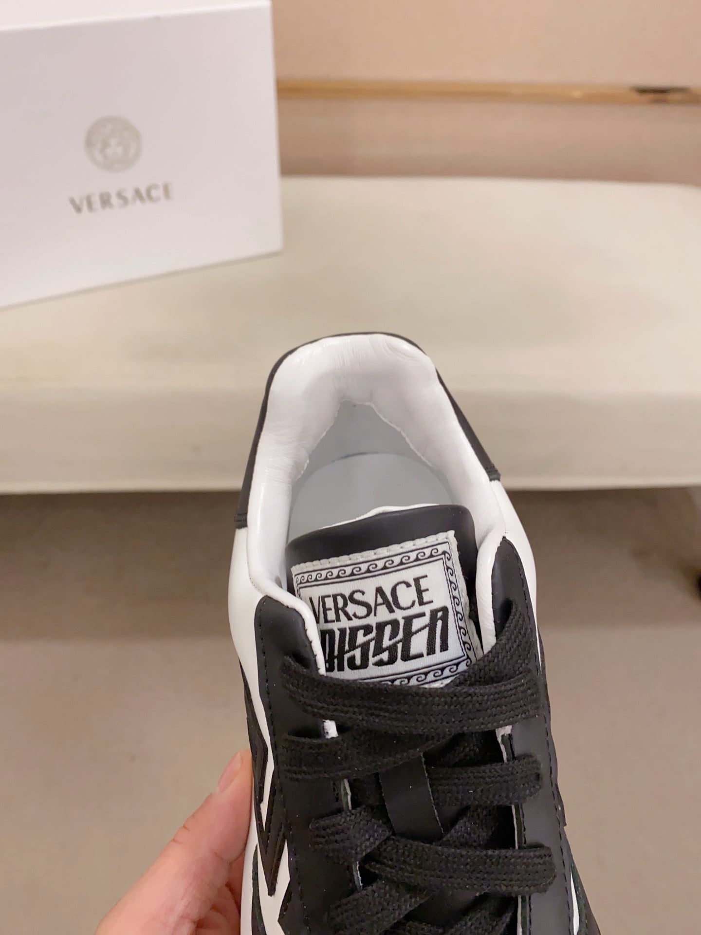LuxluxHouse Best Quality Shoes Versace