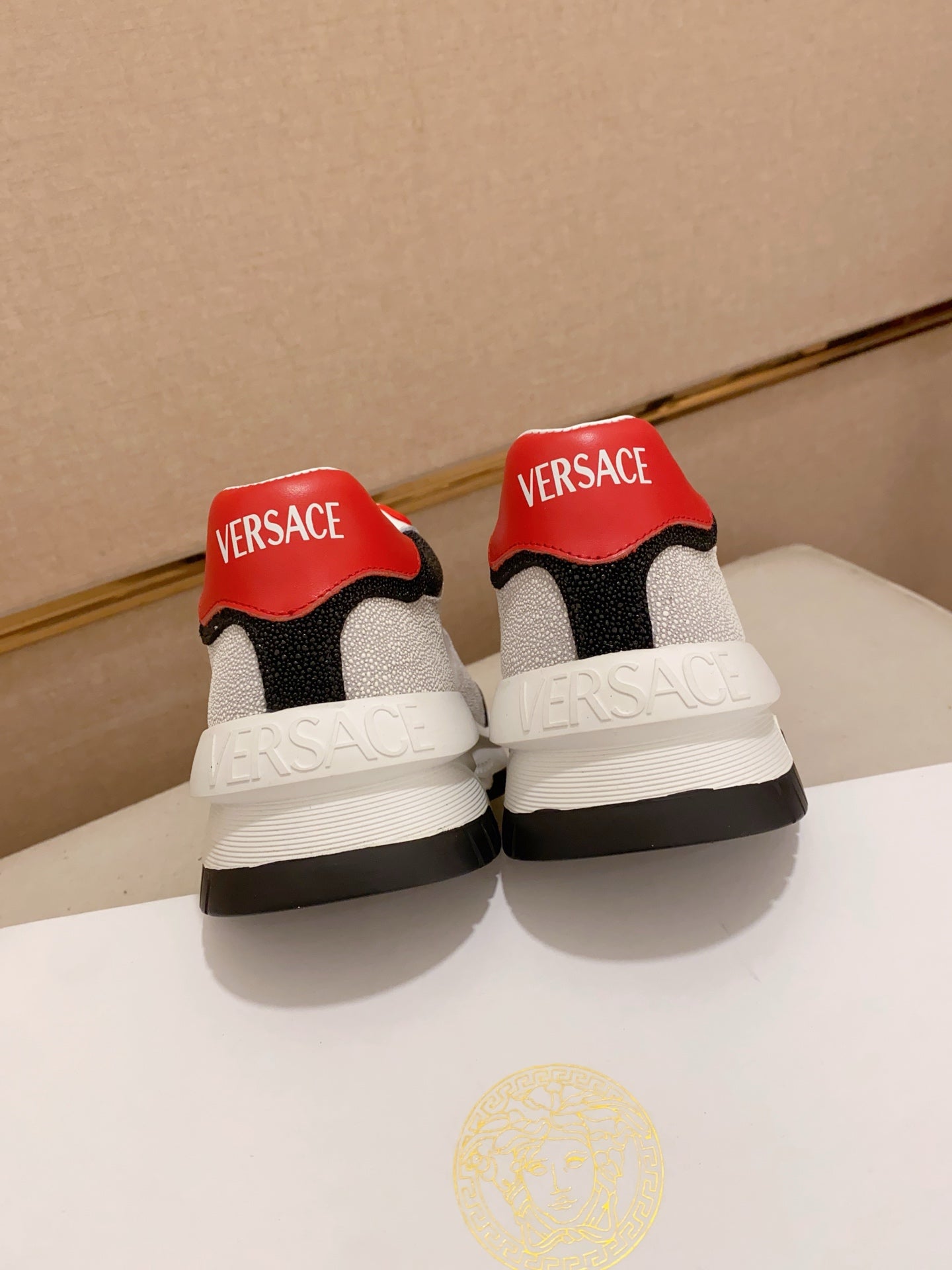 LuxluxHouse Best Quality Shoes Versace