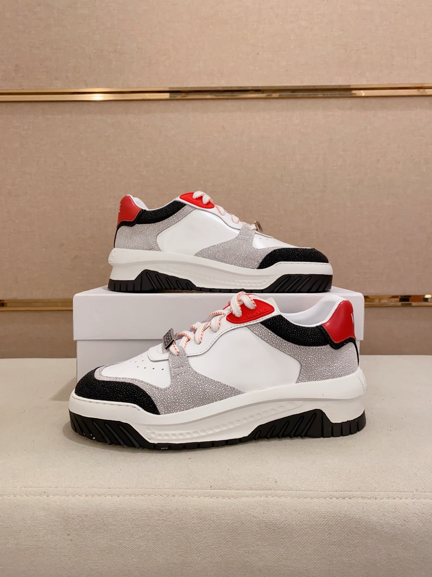 LuxluxHouse Best Quality Shoes Versace