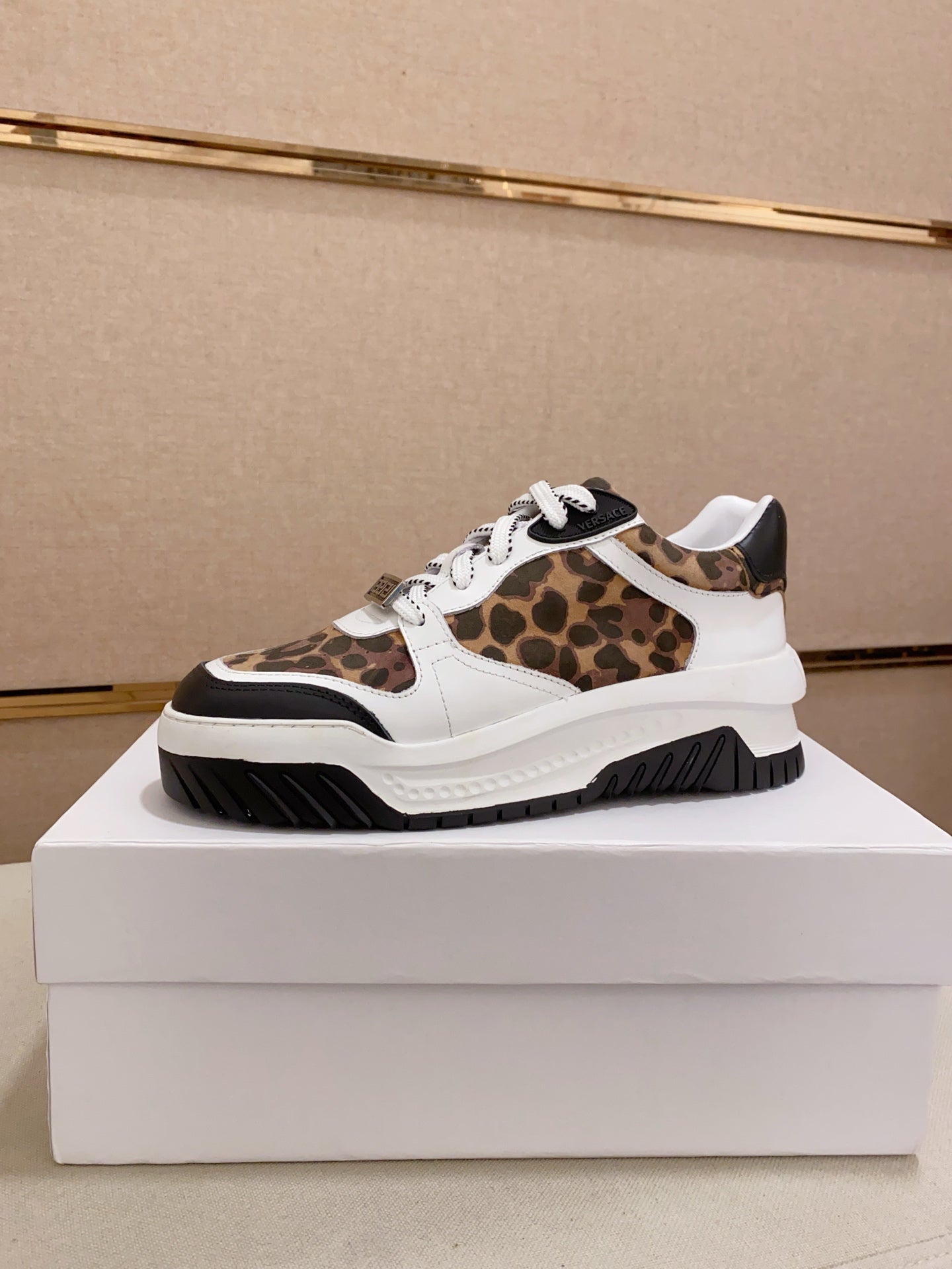 LuxluxHouse Best Quality Shoes Versace