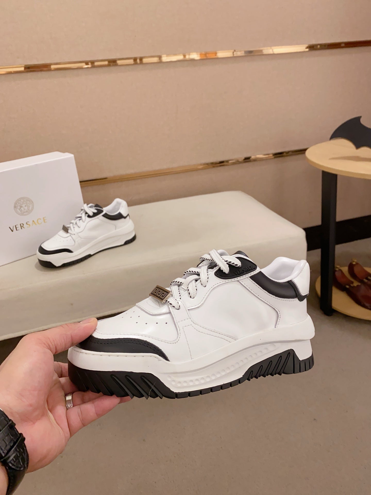 LuxluxHouse Best Quality Shoes Versace