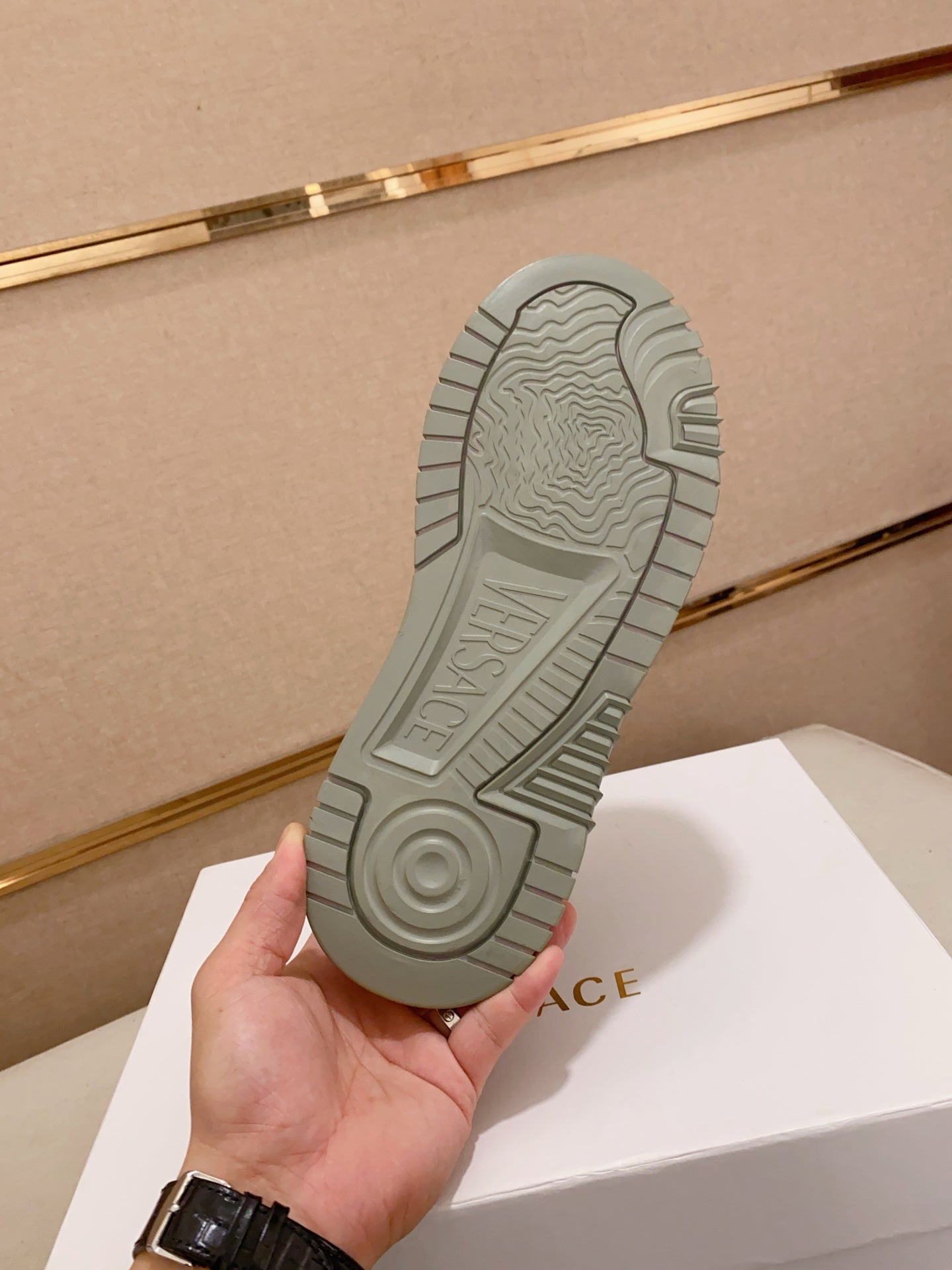 LuxluxHouse Best Quality Shoes Versace