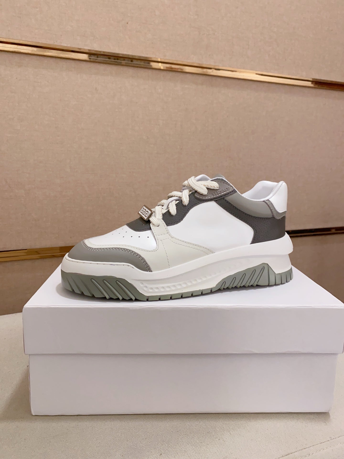 LuxluxHouse Best Quality Shoes Versace