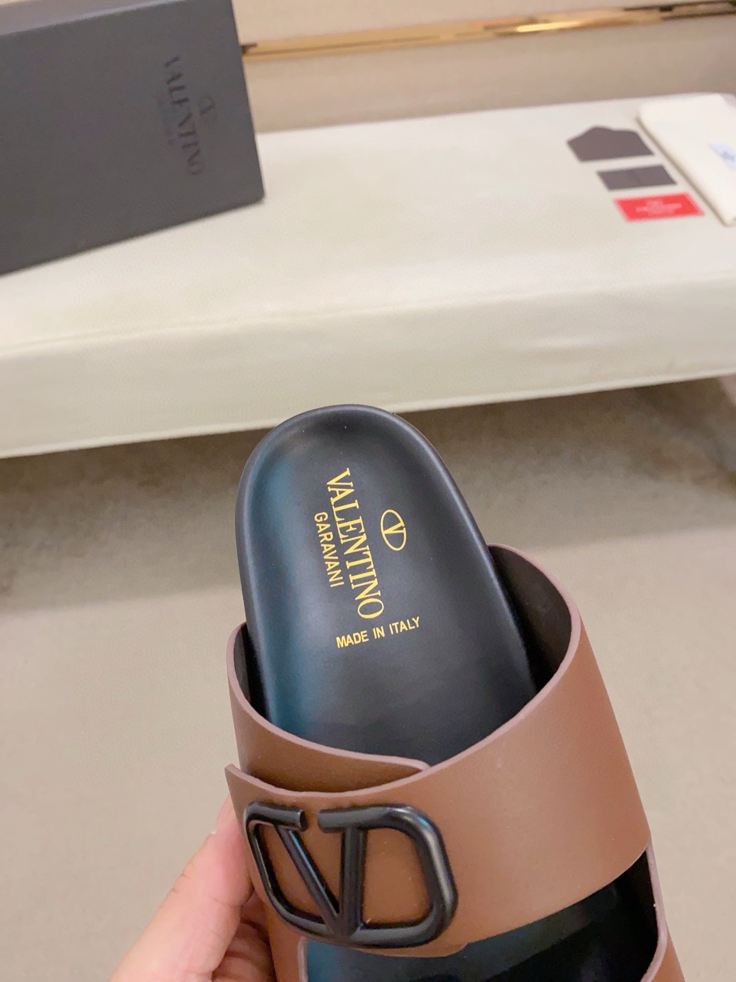LuxluxHouse Best Quality Sandals Valentino
