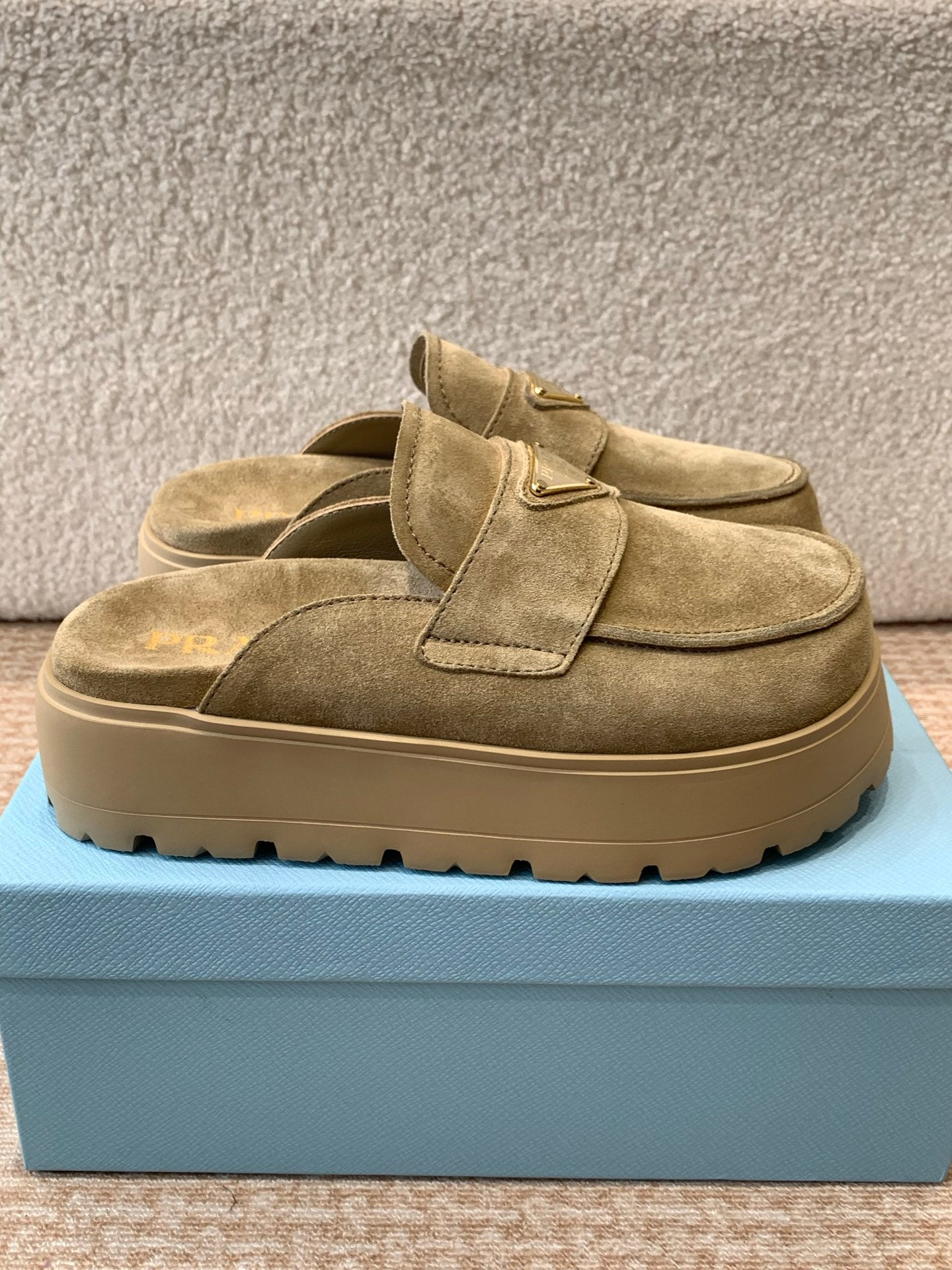 LuxluxHouse Best Quality Women Shoes Prada