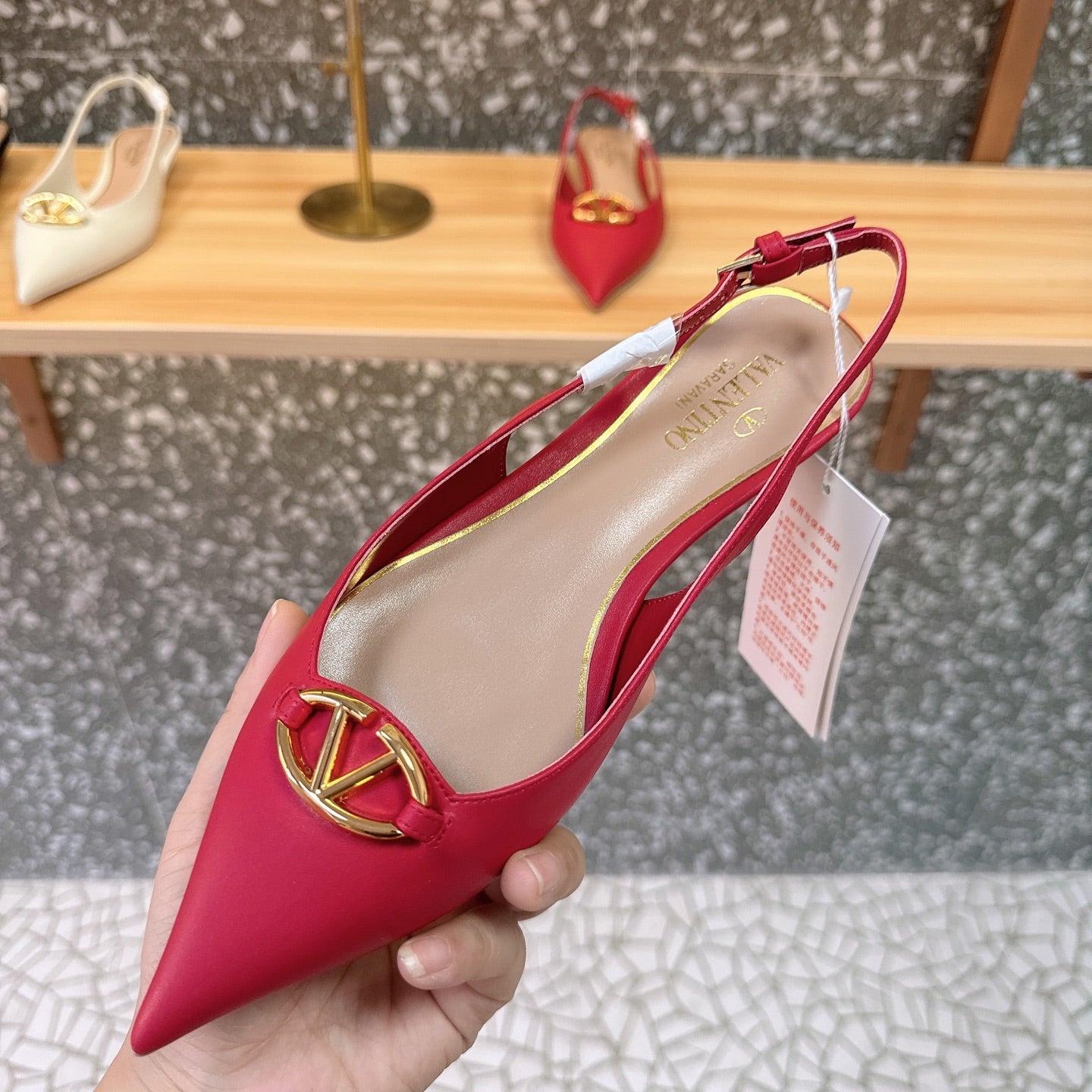 LuxluxHouse Best Quality Valentino Women Shoes
