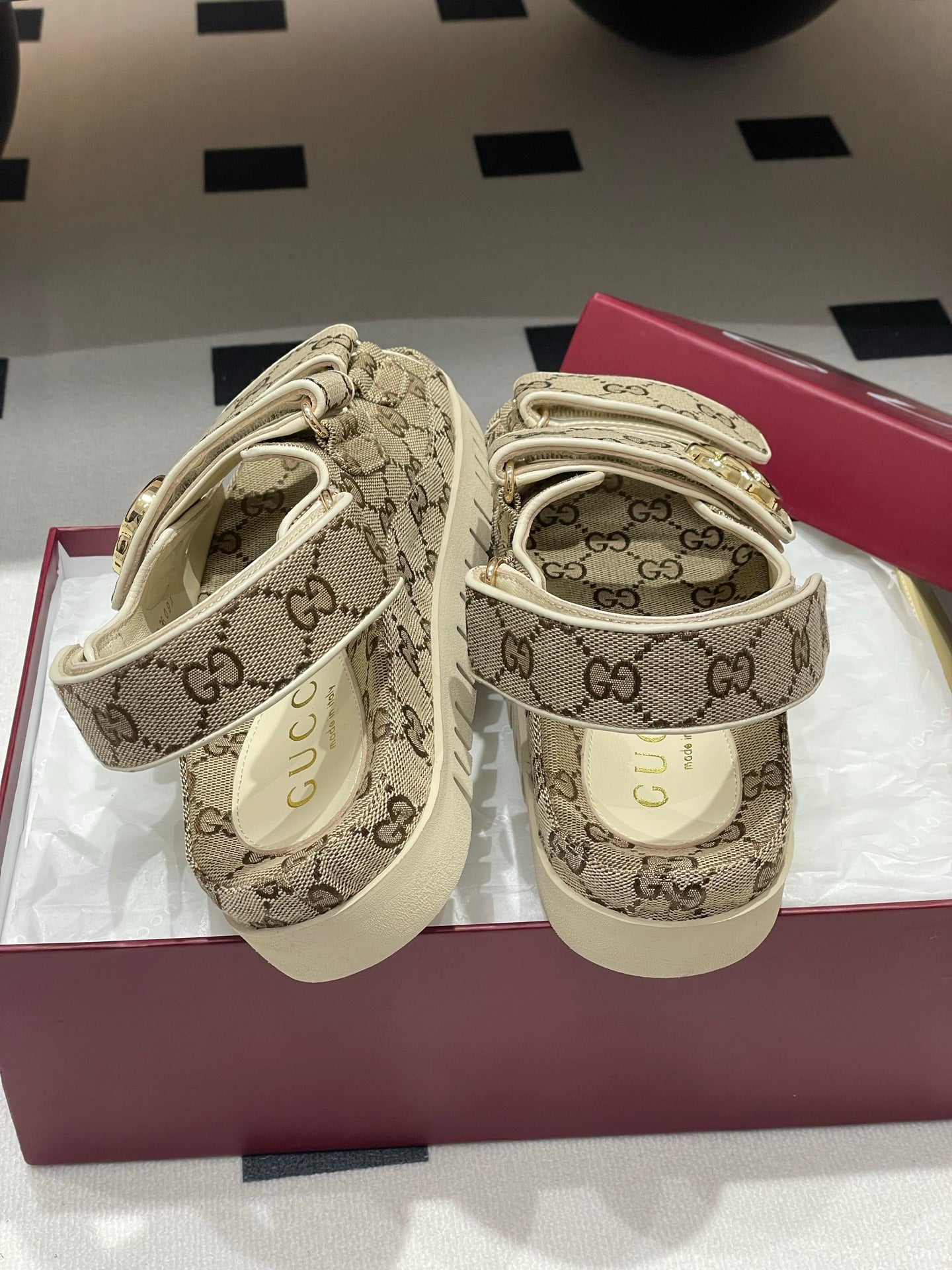 LuxluxHouse Best Quality Gucci Women Shoes