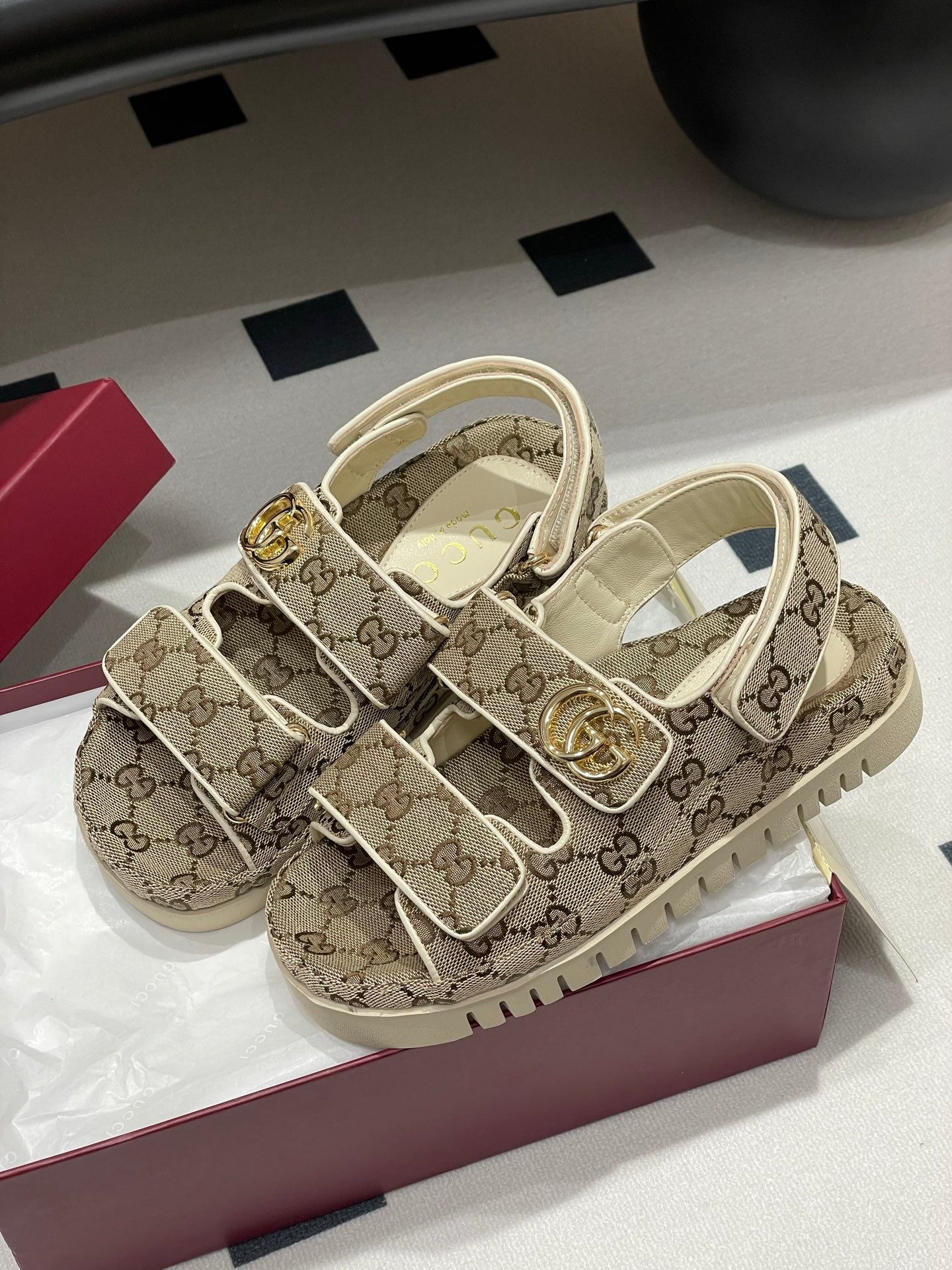 LuxluxHouse Best Quality Gucci Women Shoes