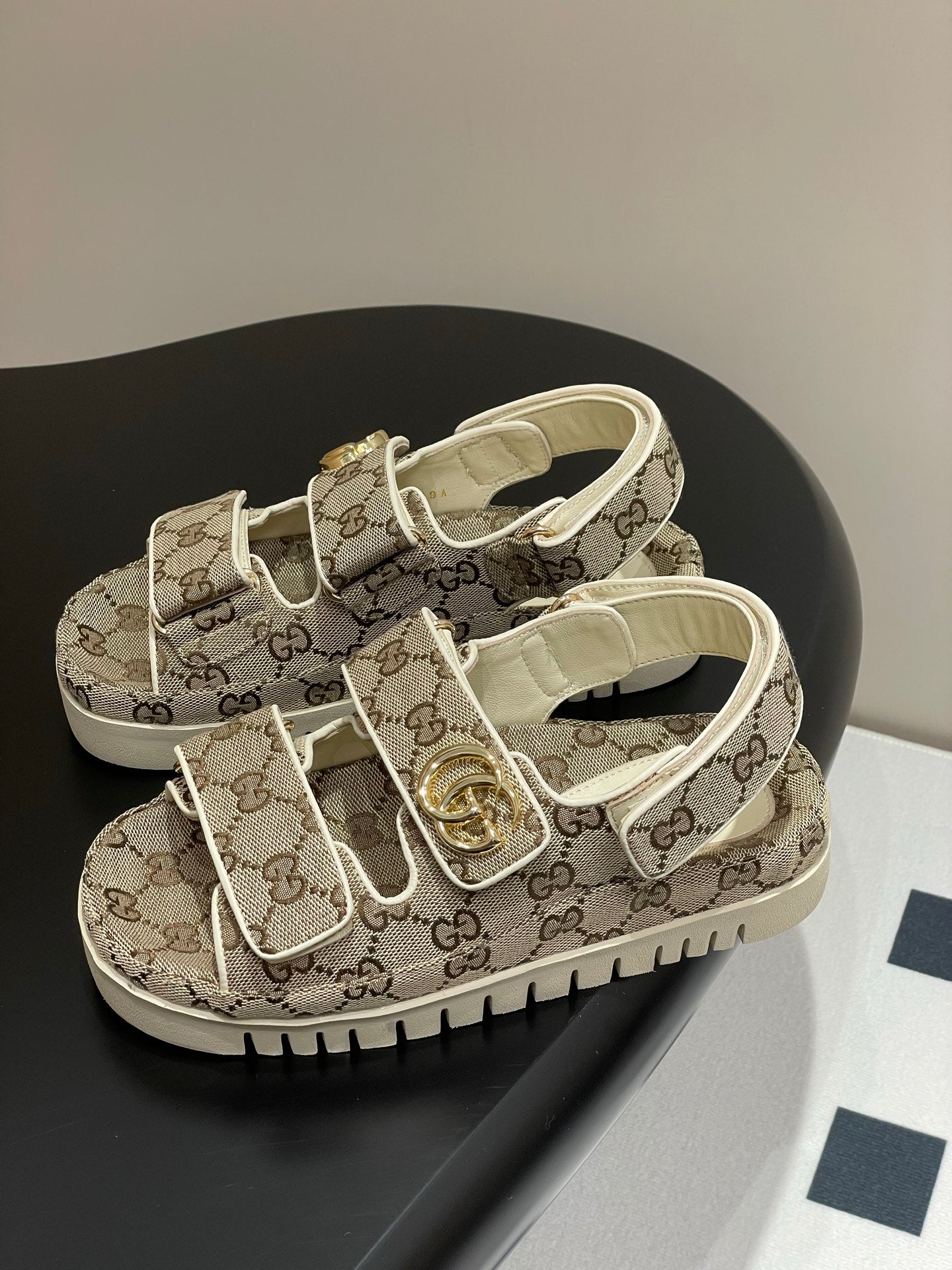LuxluxHouse Best Quality Gucci Women Shoes