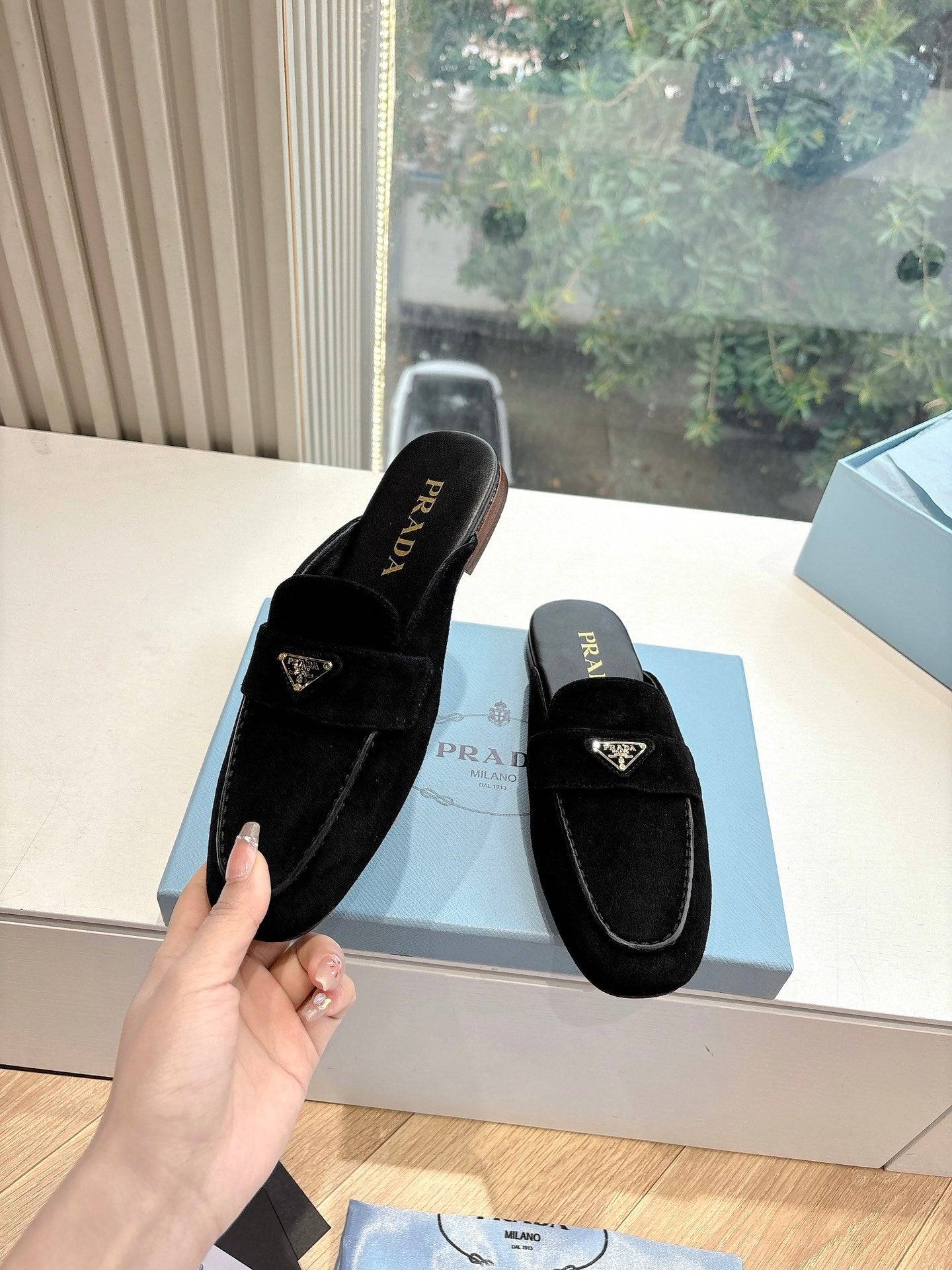 LuxluxHouse Best Quality Women Shoes Prada