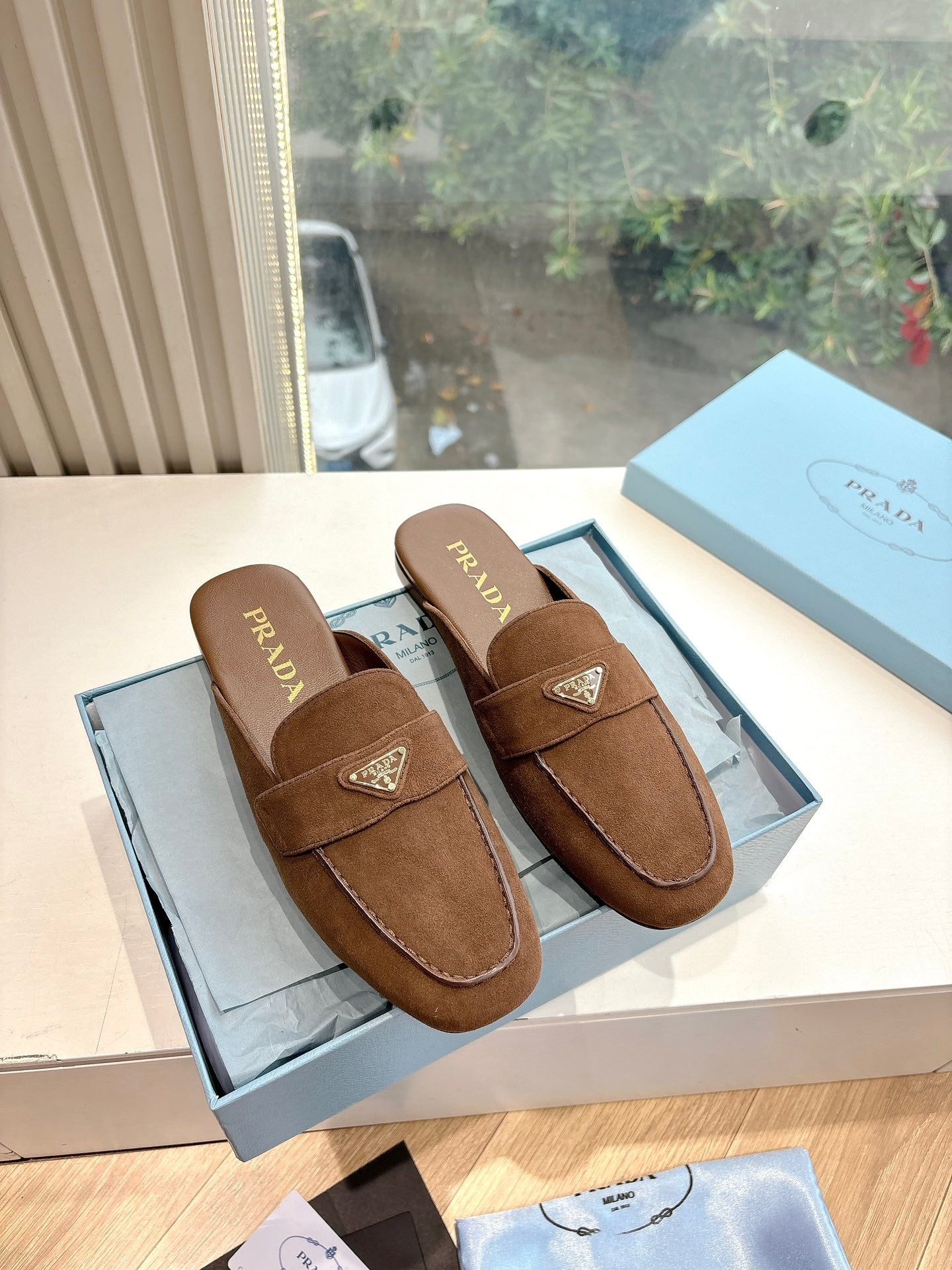 LuxluxHouse Best Quality Women Shoes Prada