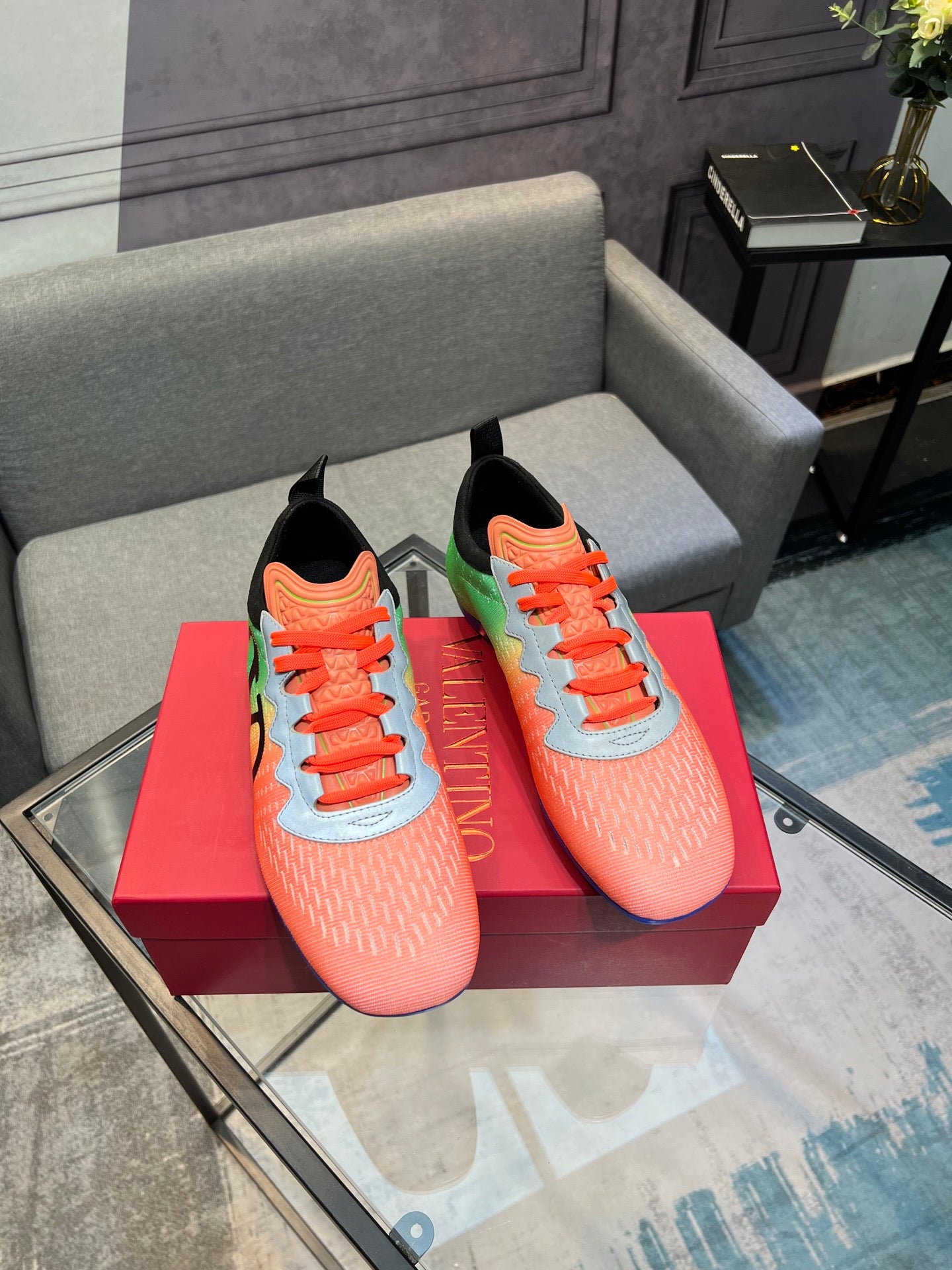 LuxluxHouse Best Quality Shoes Valentino