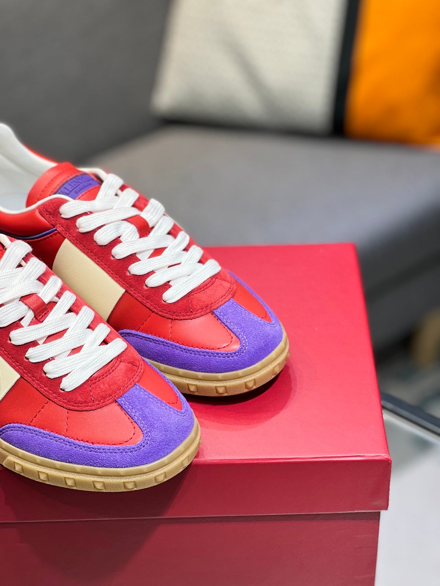 LuxluxHouse Best Quality Shoes Valentino