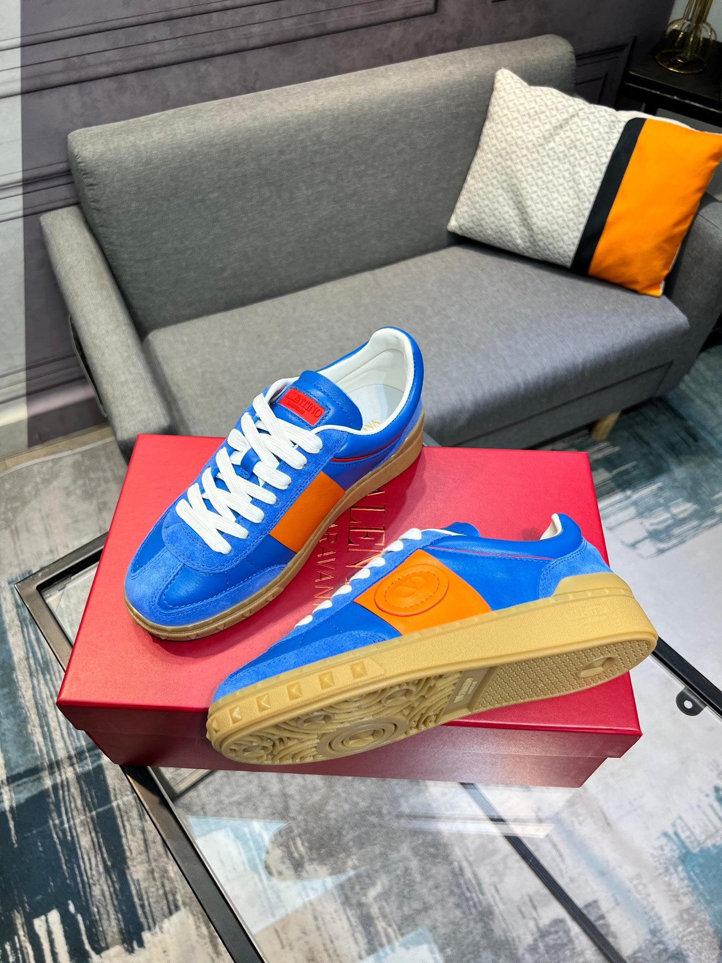 LuxluxHouse Best Quality Shoes Valentino