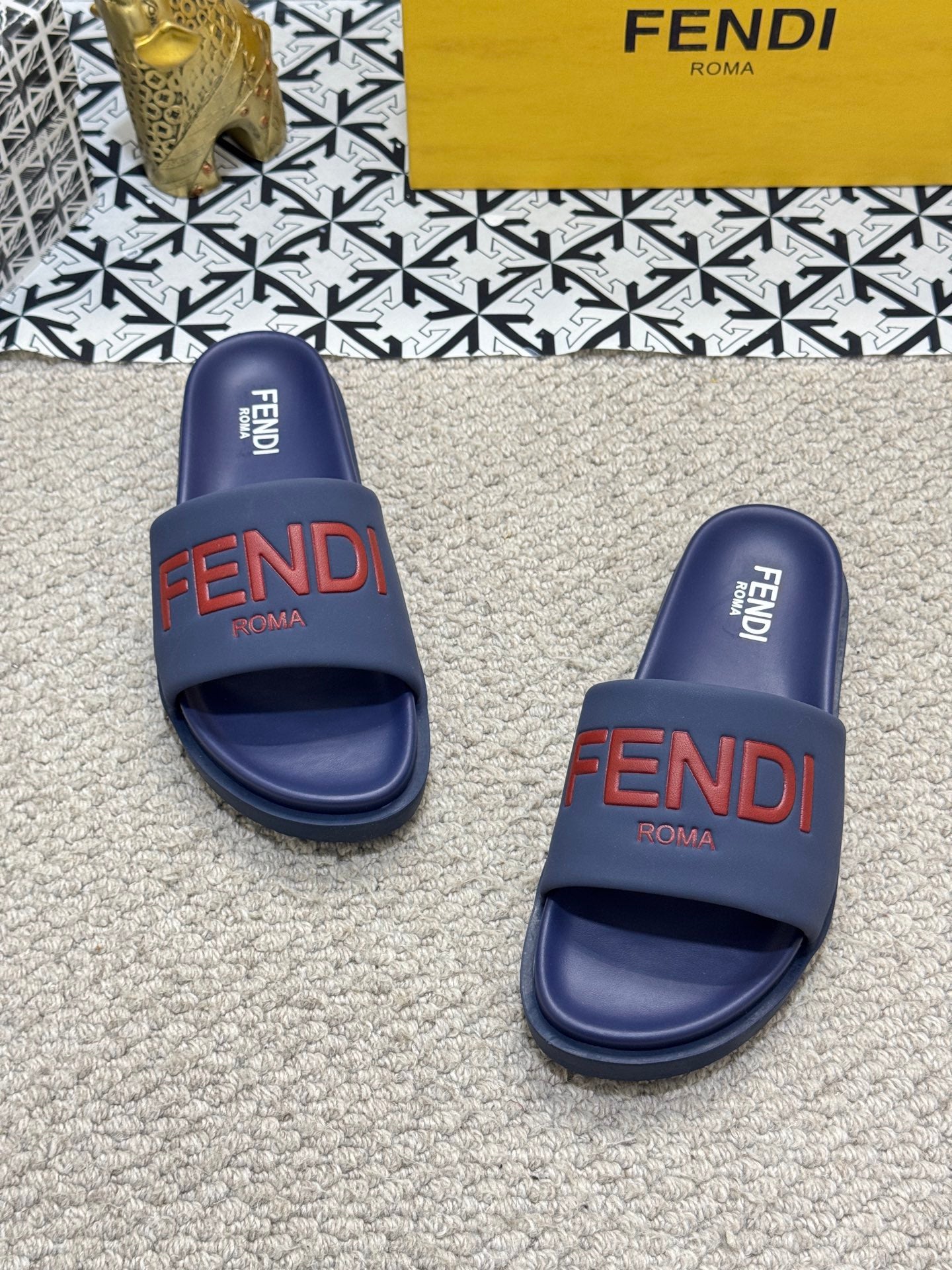 LuxluxHouse Best Quality Sandals Fendi