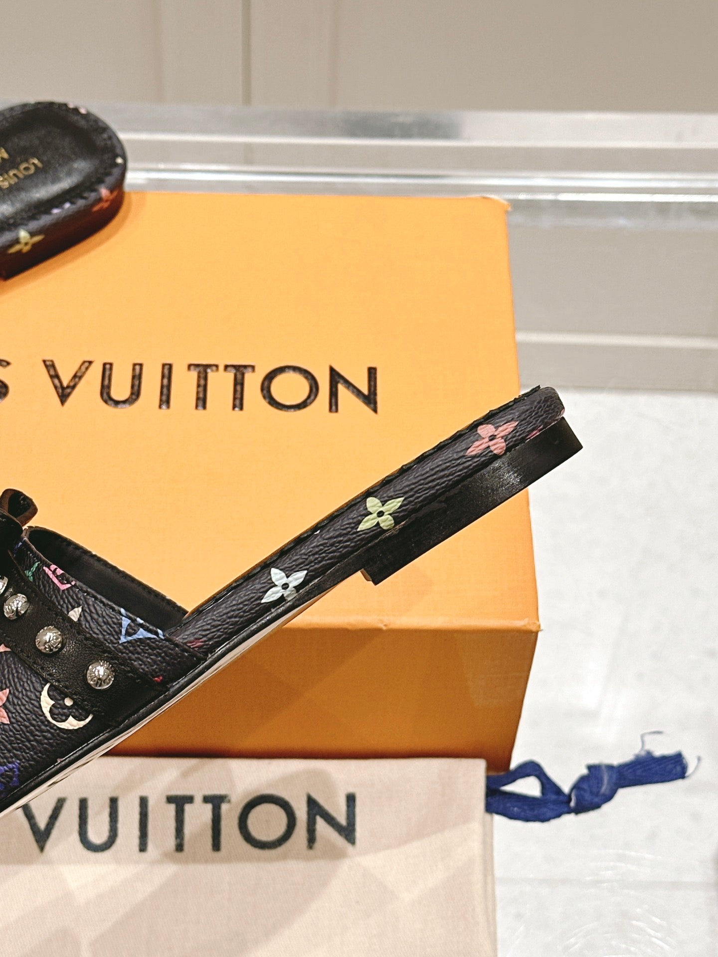LuxluxHouse Best Quality Women Shoes Louis Vuitton