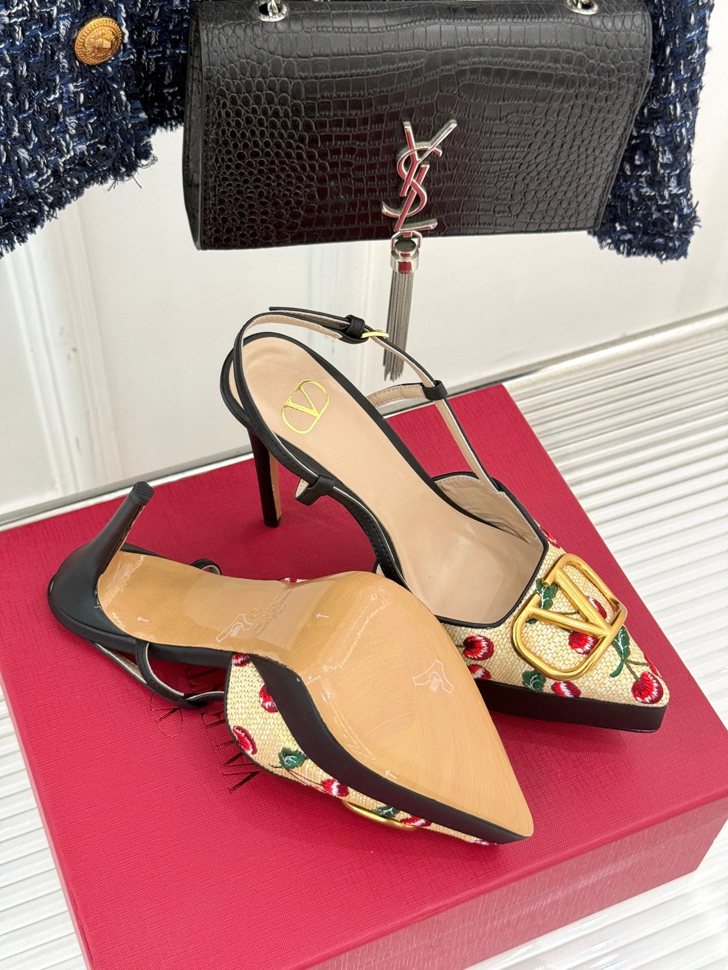 LuxluxHouse Best Quality Valentino Women Shoes