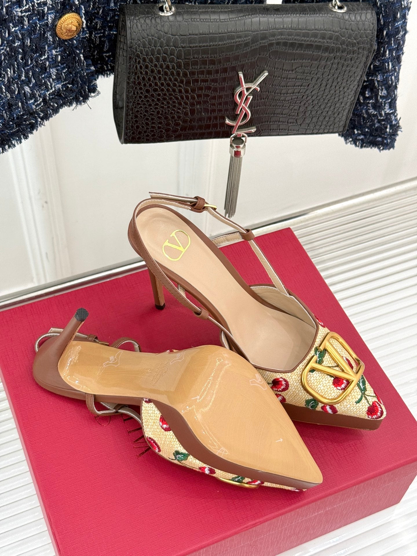 LuxluxHouse Best Quality Valentino Women Shoes