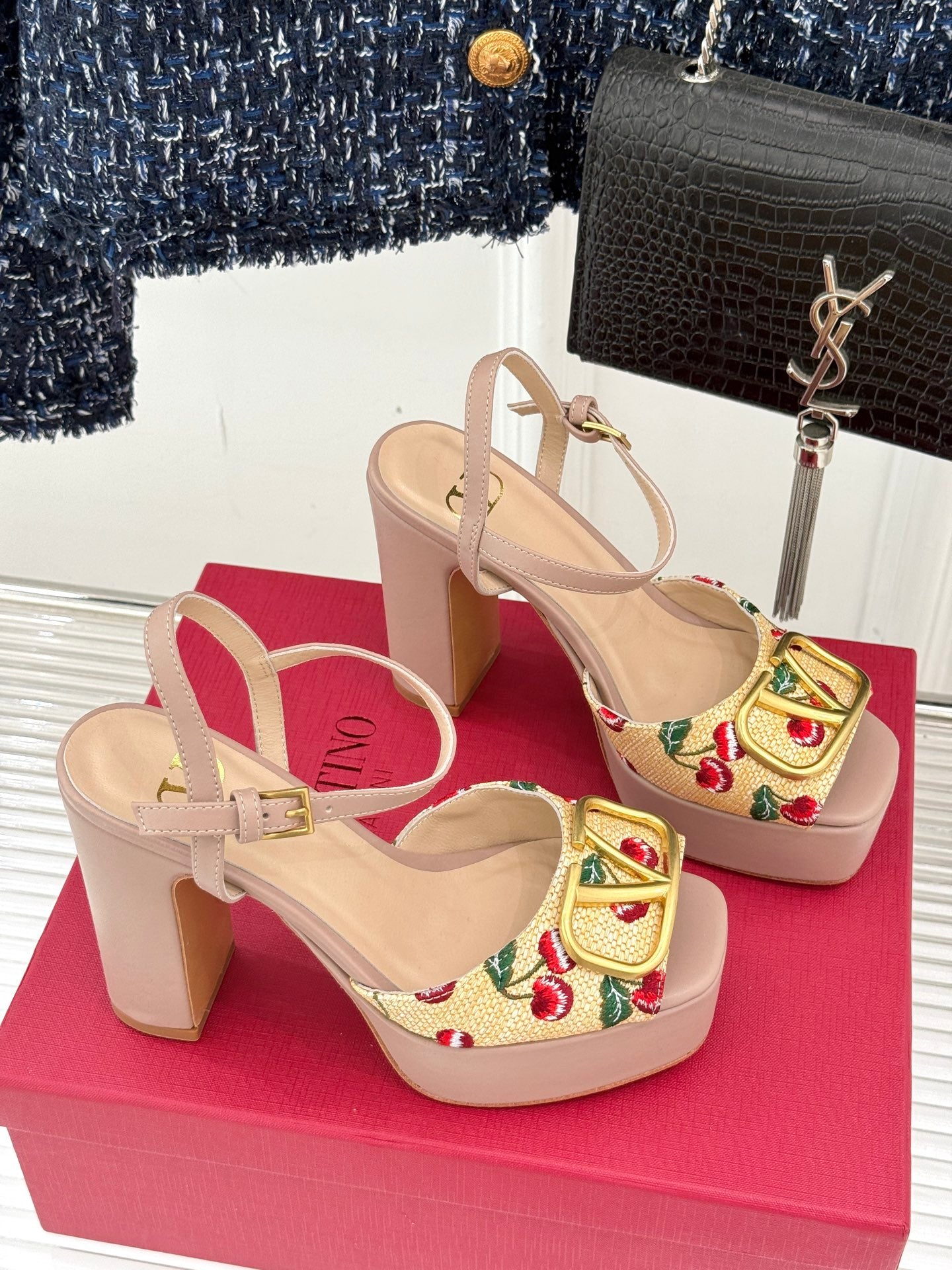 LuxluxHouse Best Quality Valentino Women Shoes