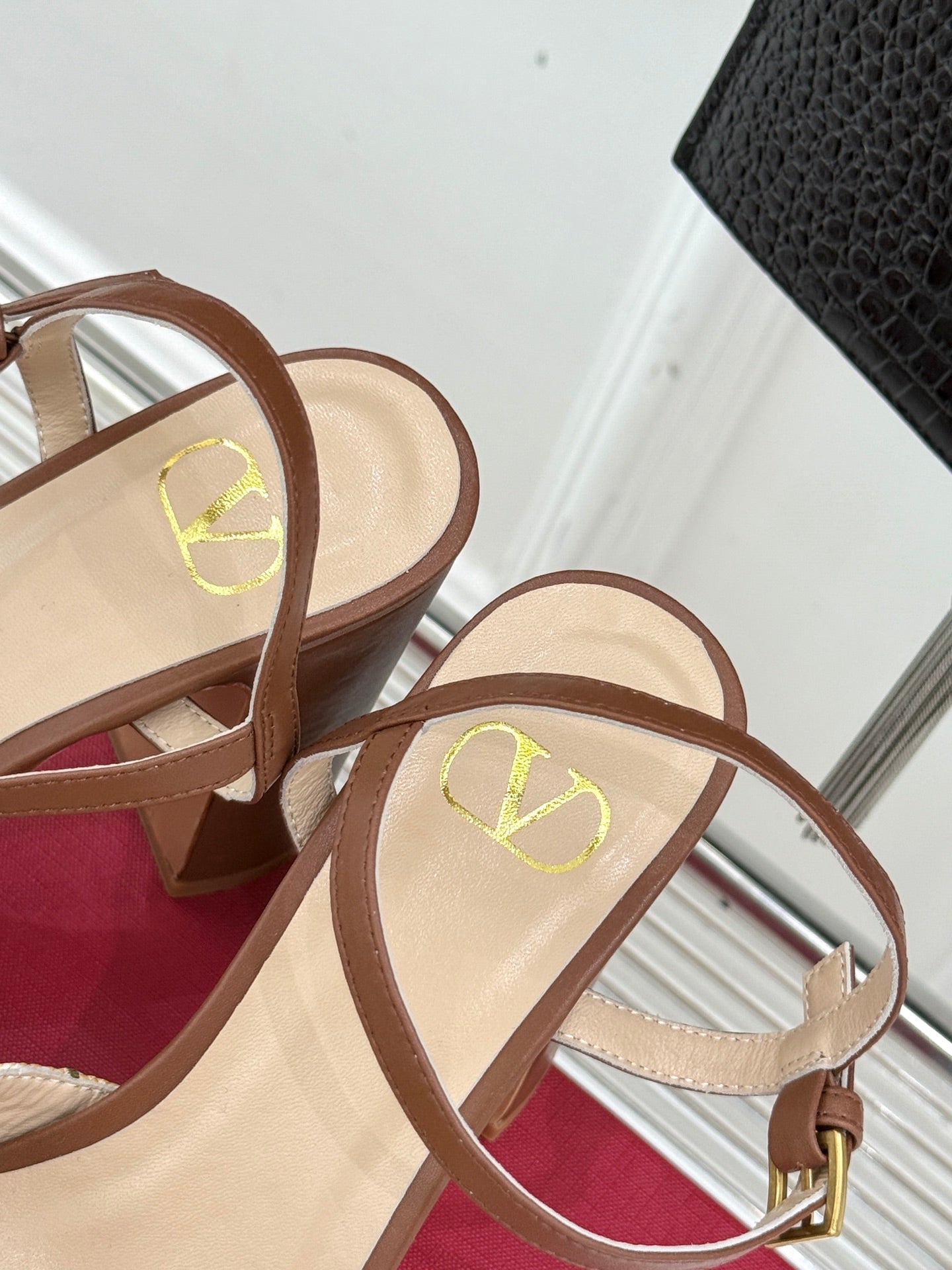LuxluxHouse Best Quality Valentino Women Shoes
