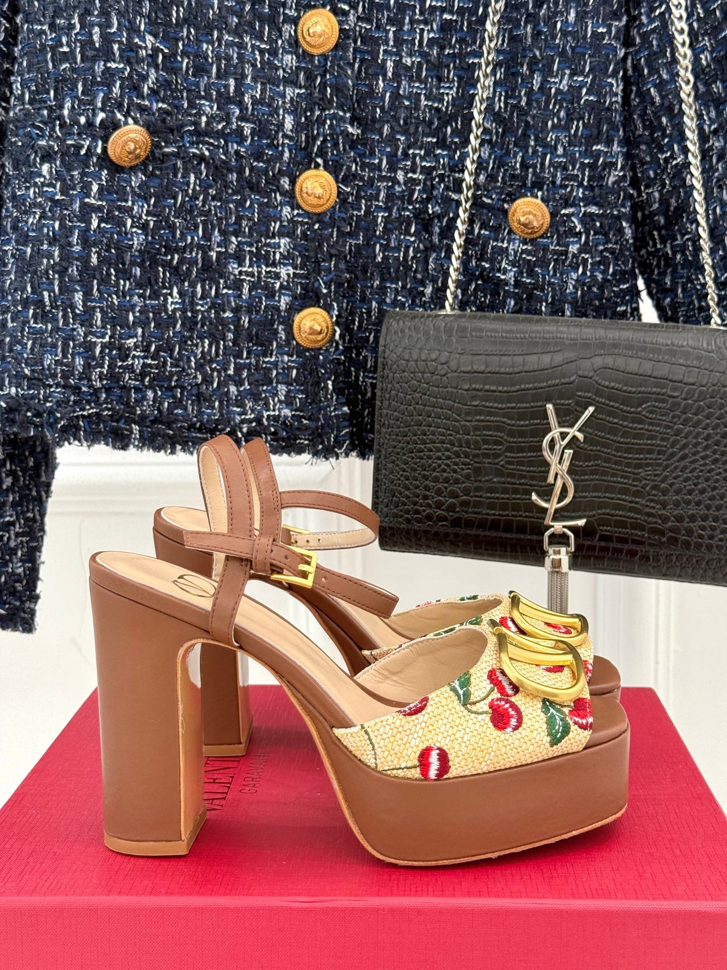LuxluxHouse Best Quality Valentino Women Shoes