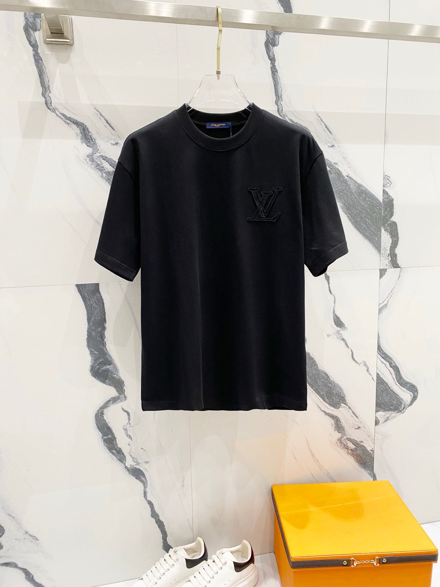 LuxluxHouse Best Quality Clothes T-shirt Louis Vuitton