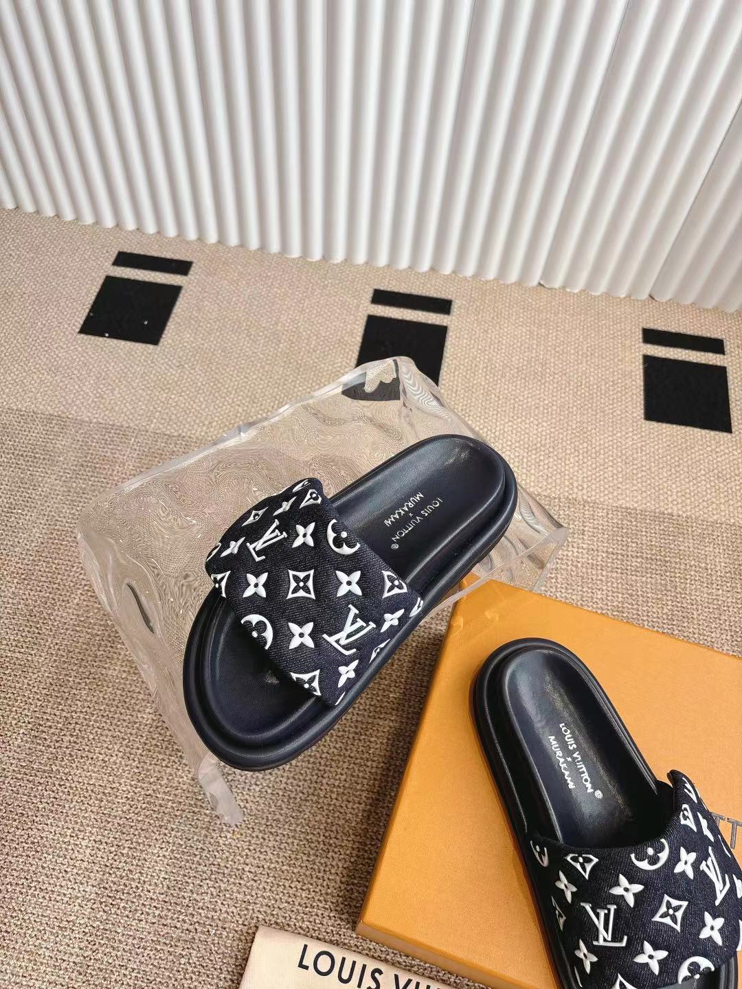 LuxluxHouse Best Quality Women Shoes Louis Vuitton
