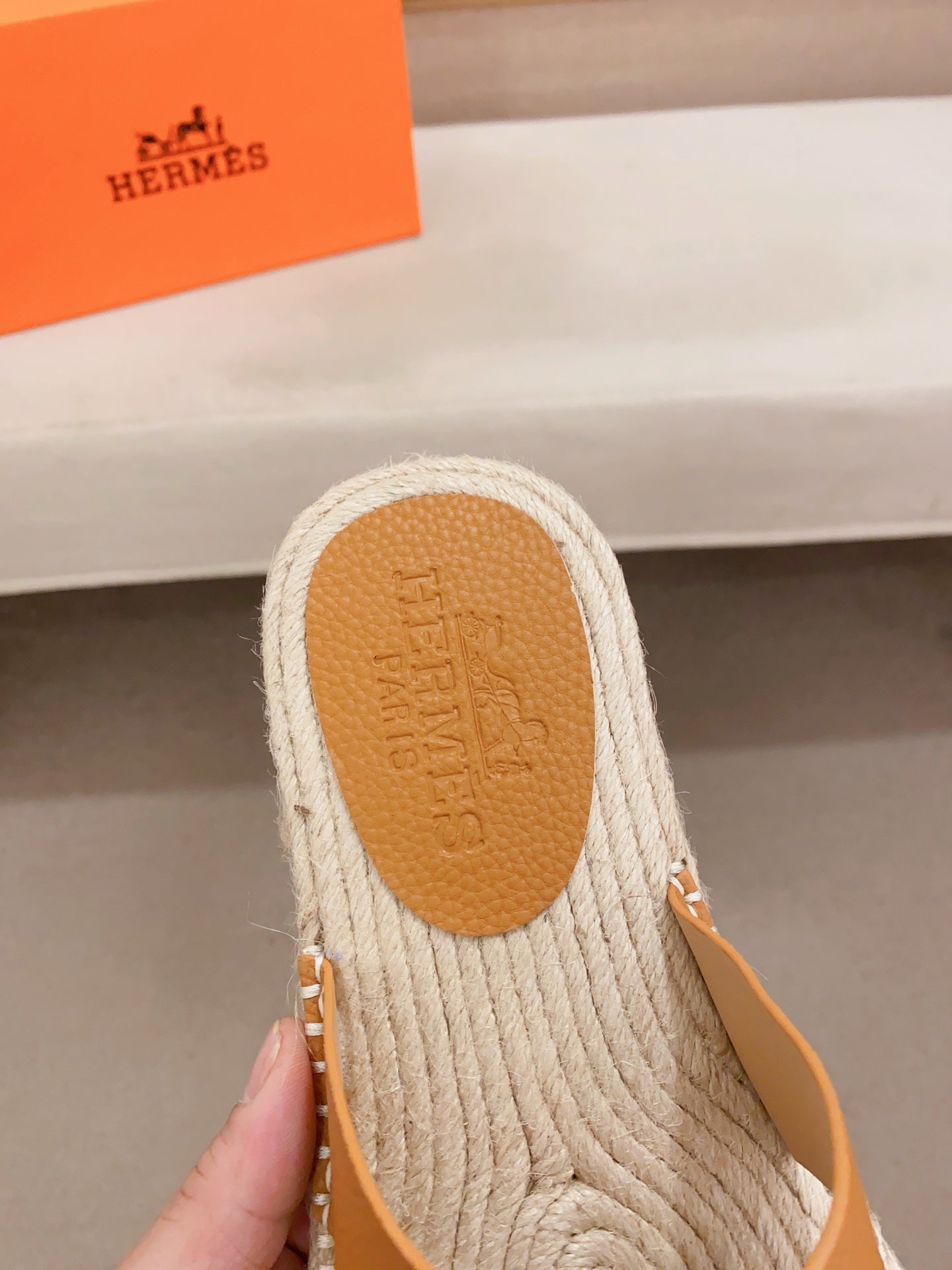LuxluxHouse Best Quality Sandals Hermes