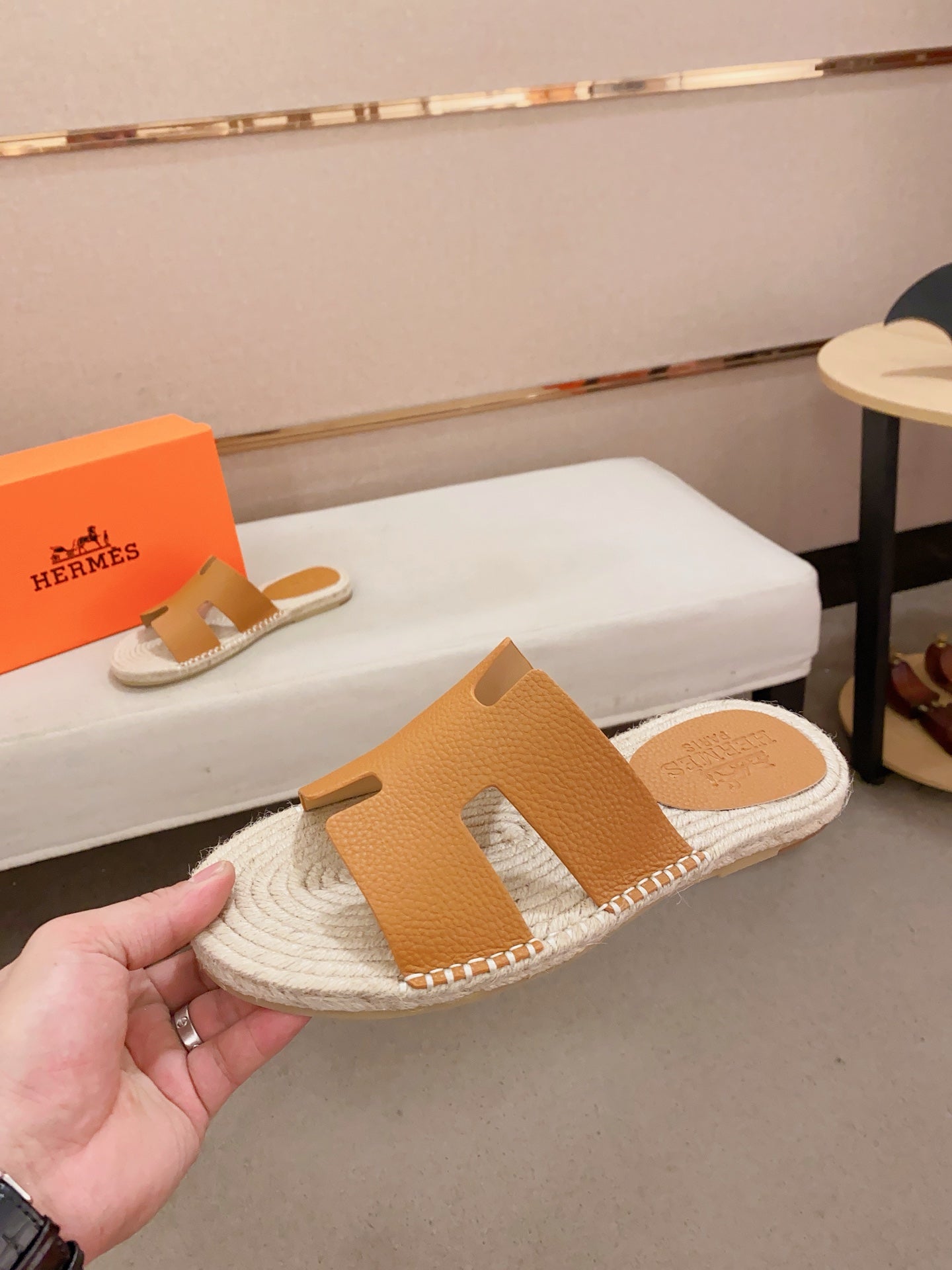 LuxluxHouse Best Quality Sandals Hermes